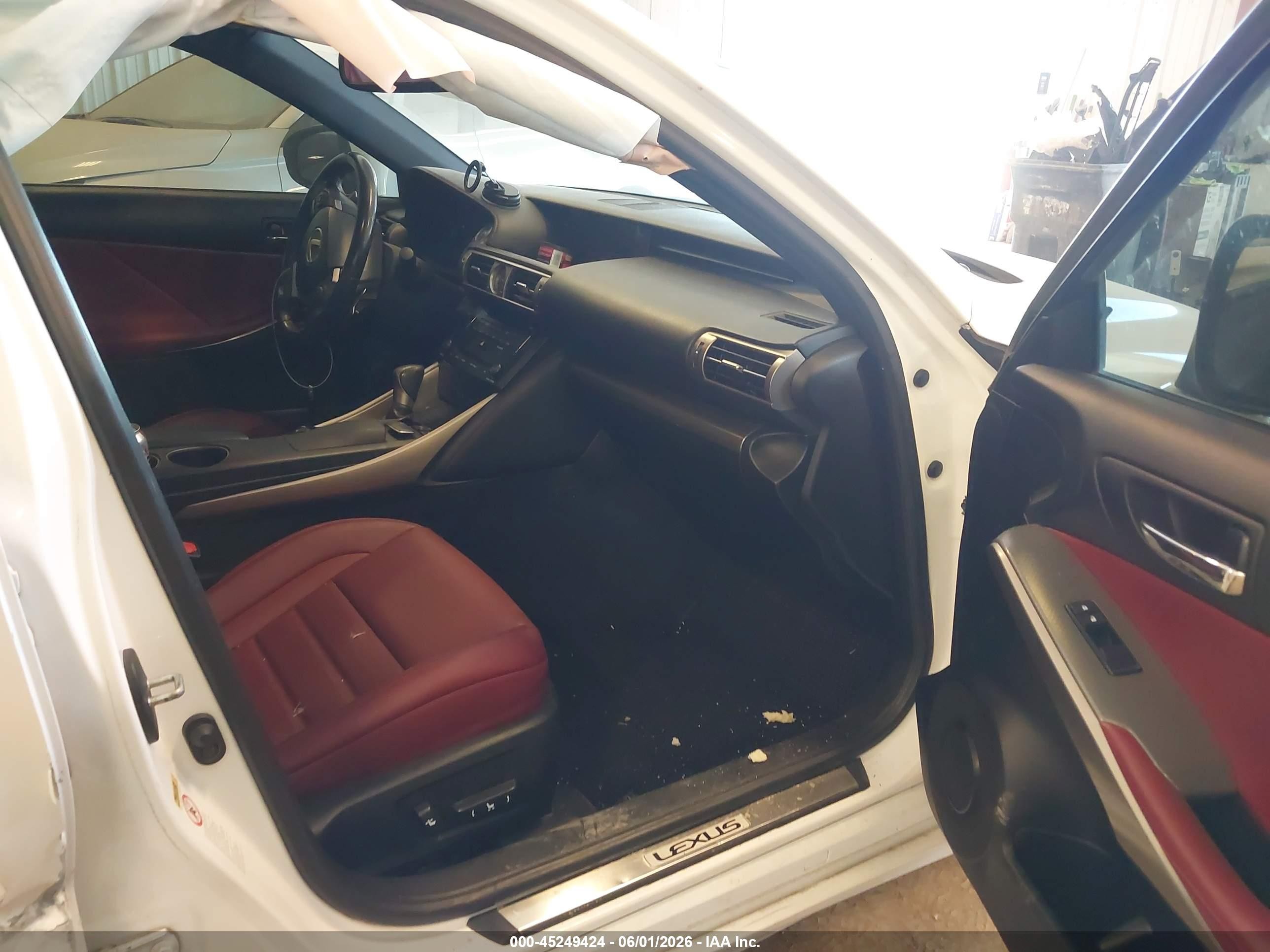 2014 Lexus Is 250   White vin: JTHCF1D24E5010178