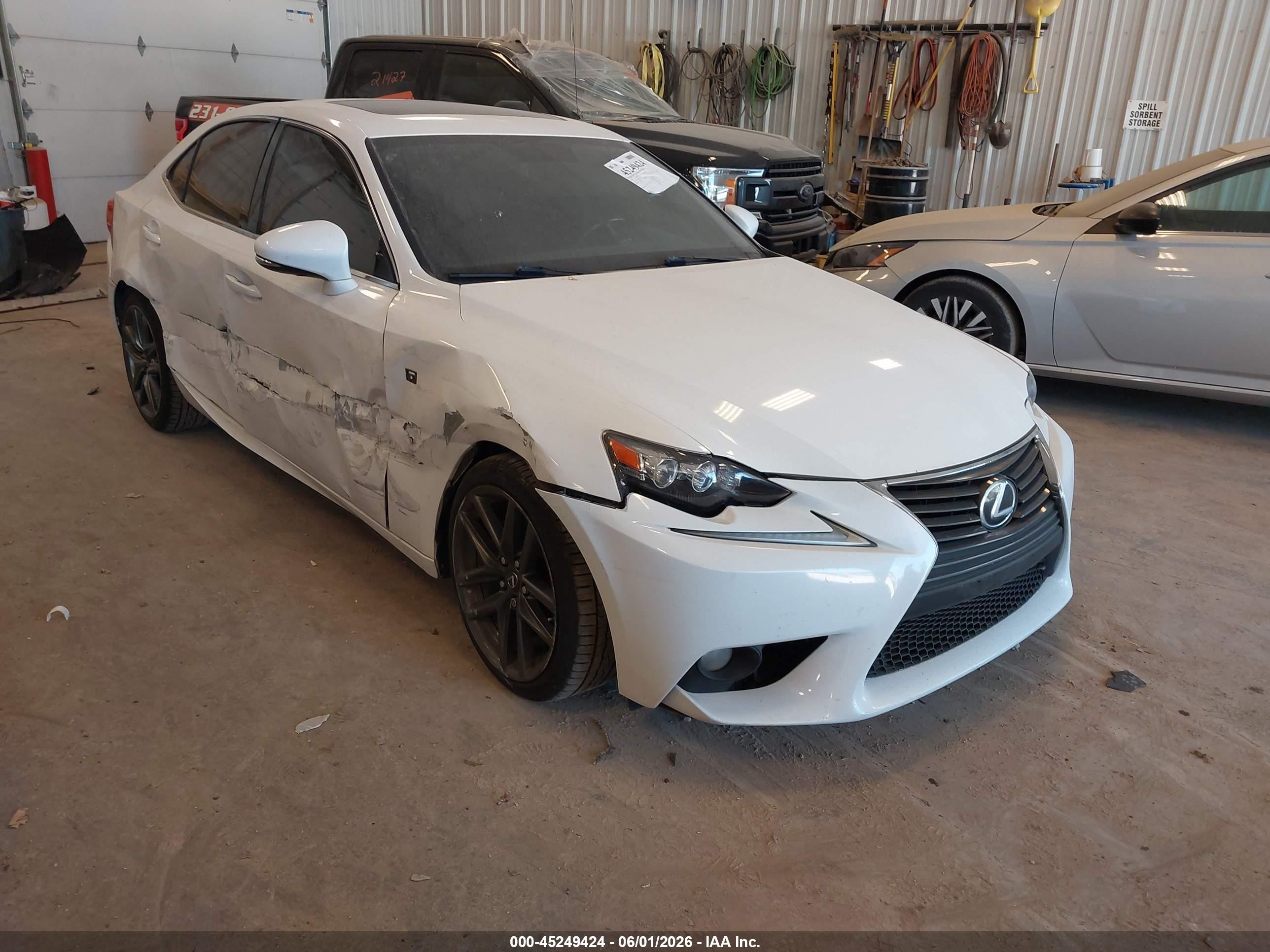 2014 Lexus Is 250   White vin: JTHCF1D24E5010178