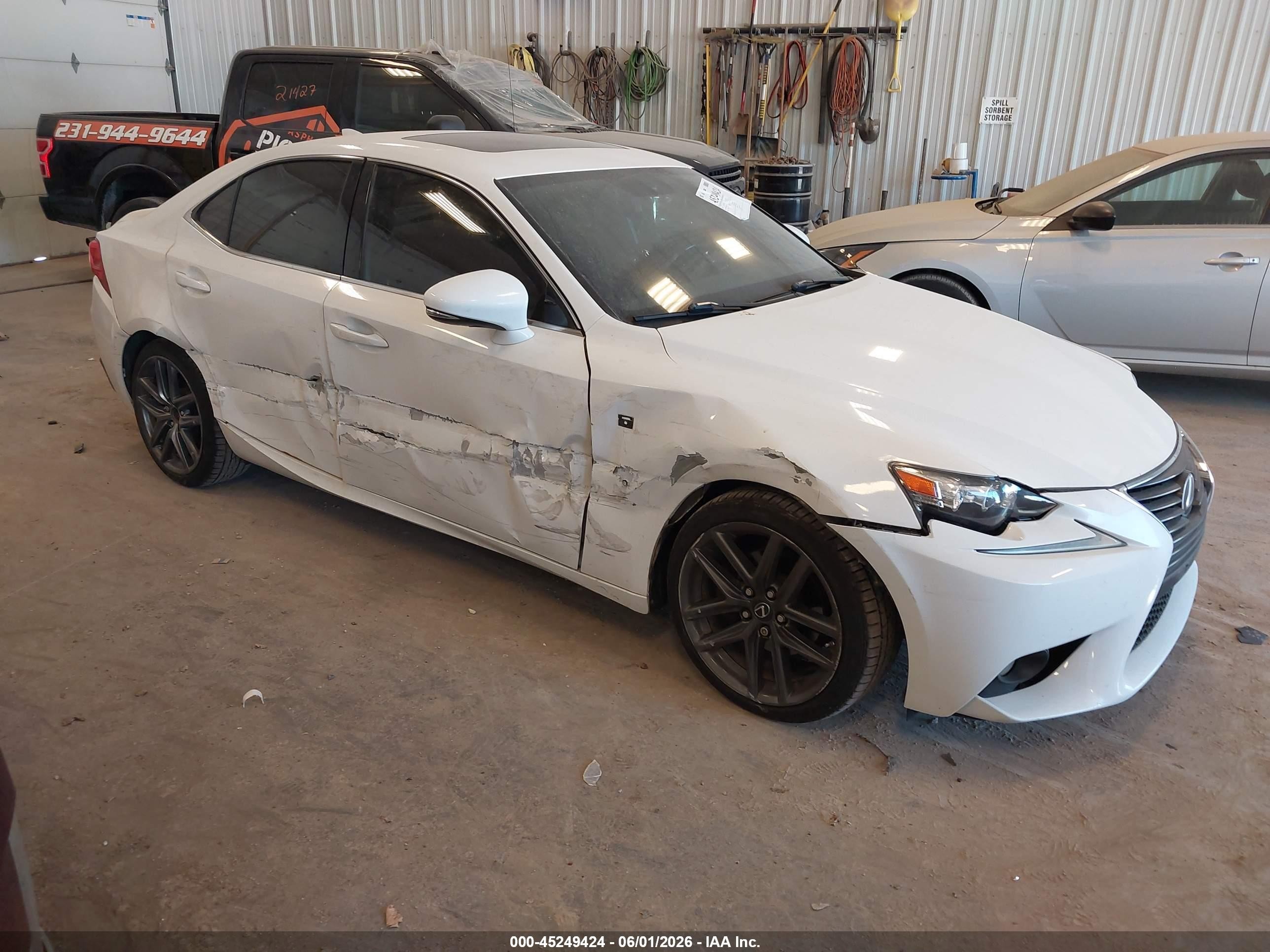2014 Lexus Is 250   White vin: JTHCF1D24E5010178