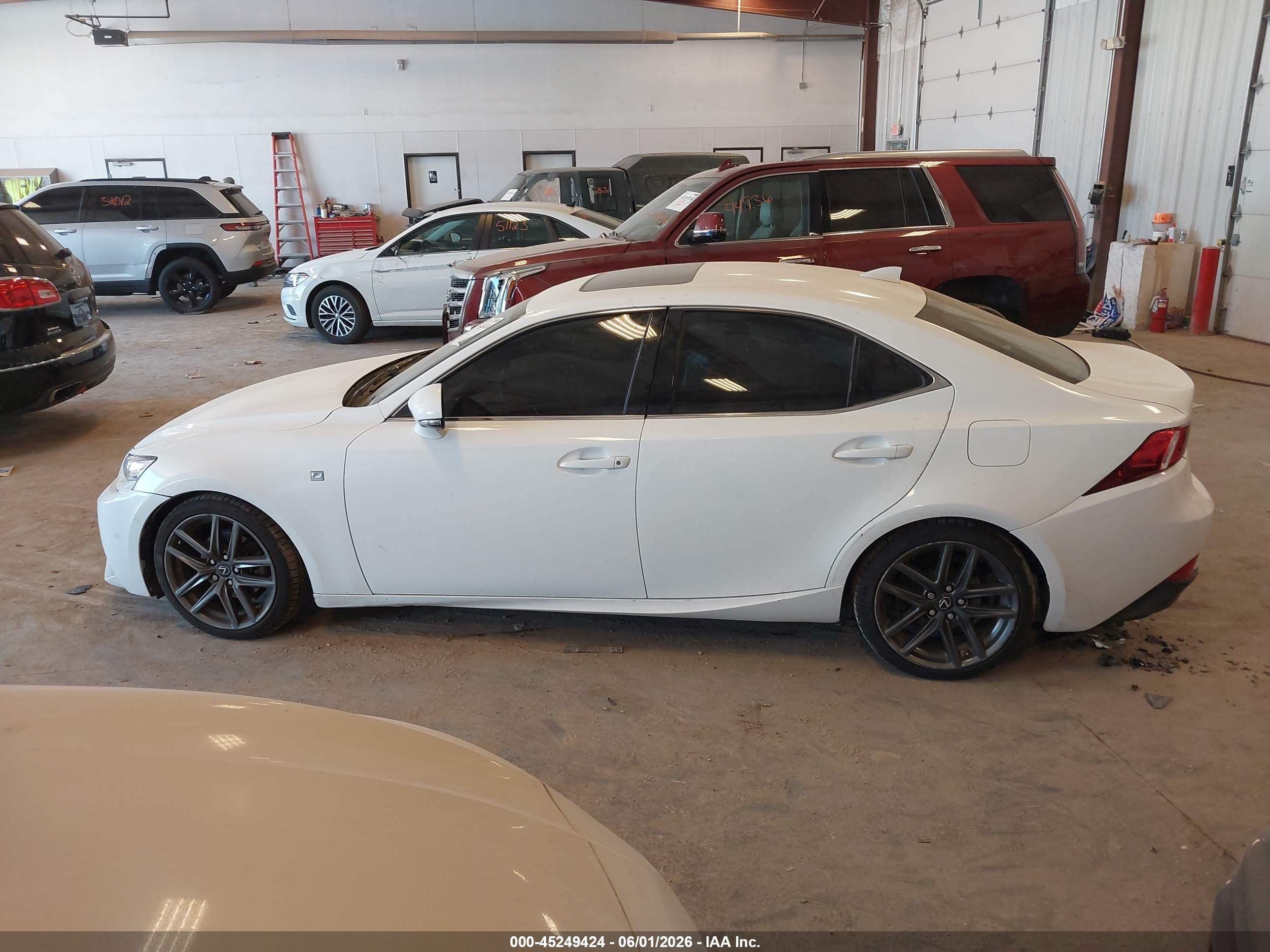 2014 Lexus Is 250   White vin: JTHCF1D24E5010178