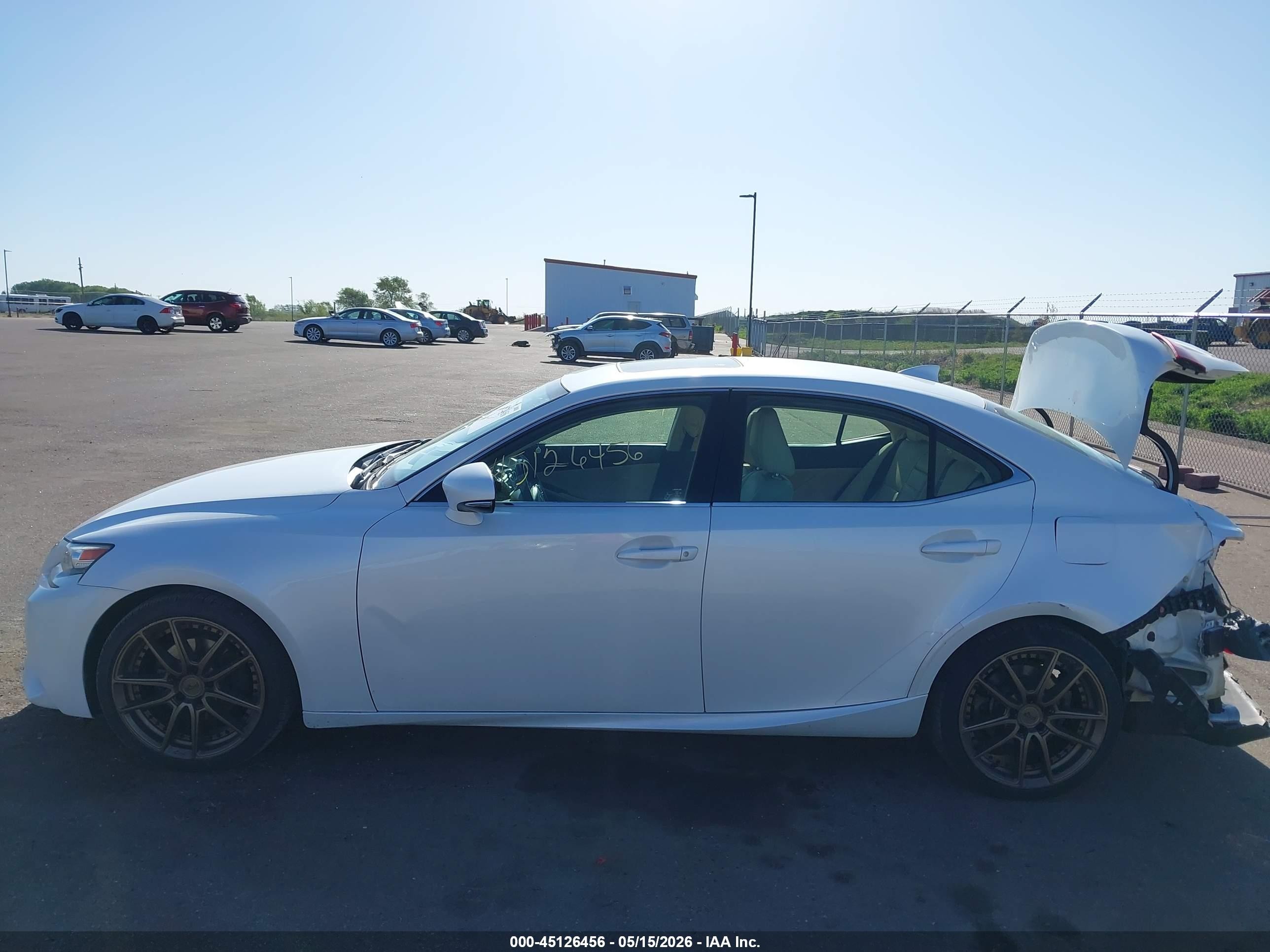 2014 Lexus Is 250   White vin: JTHCF1D24E5013453