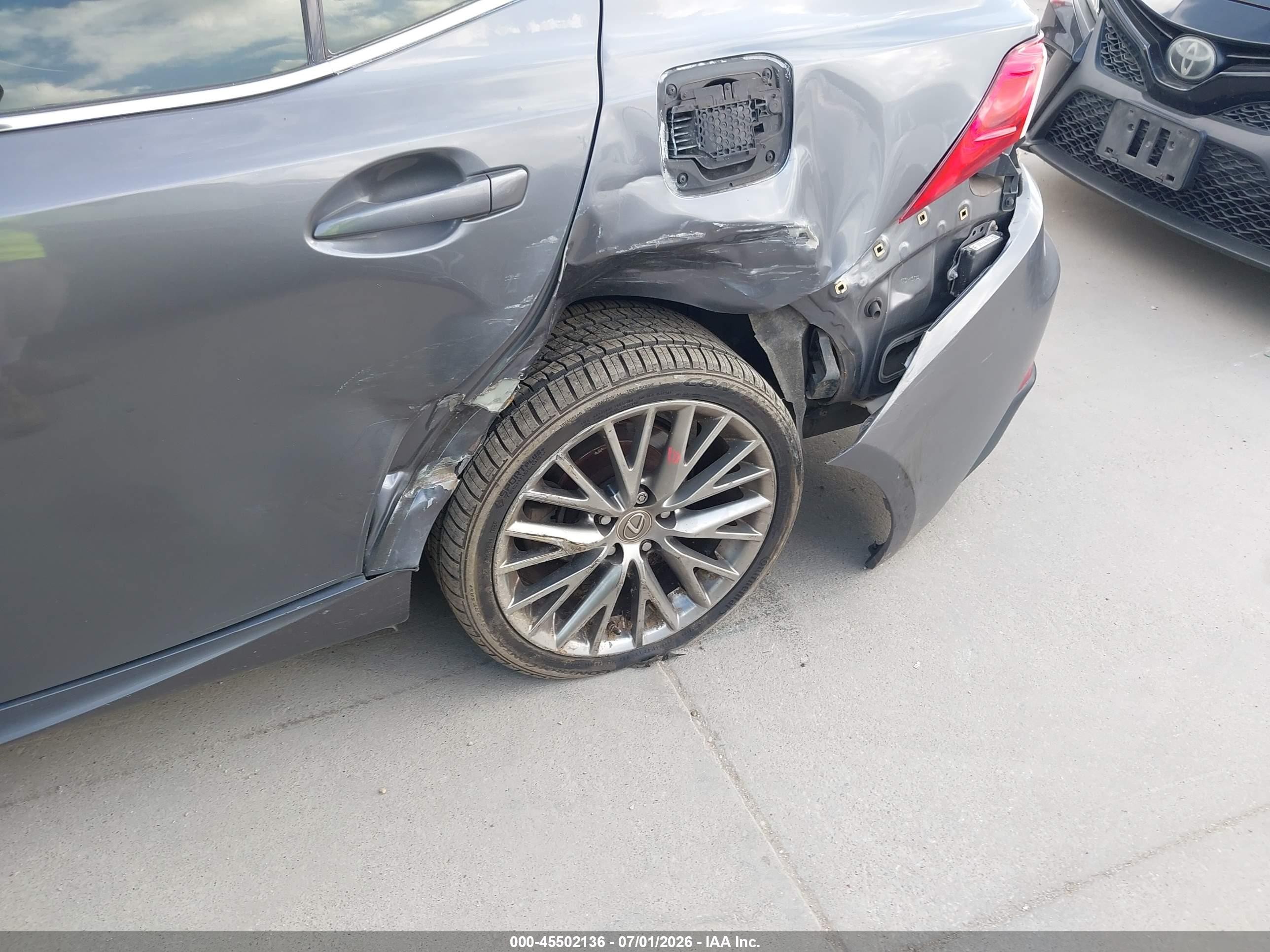 2015 Lexus Is 250   Серый vin: JTHCF1D25F5020591