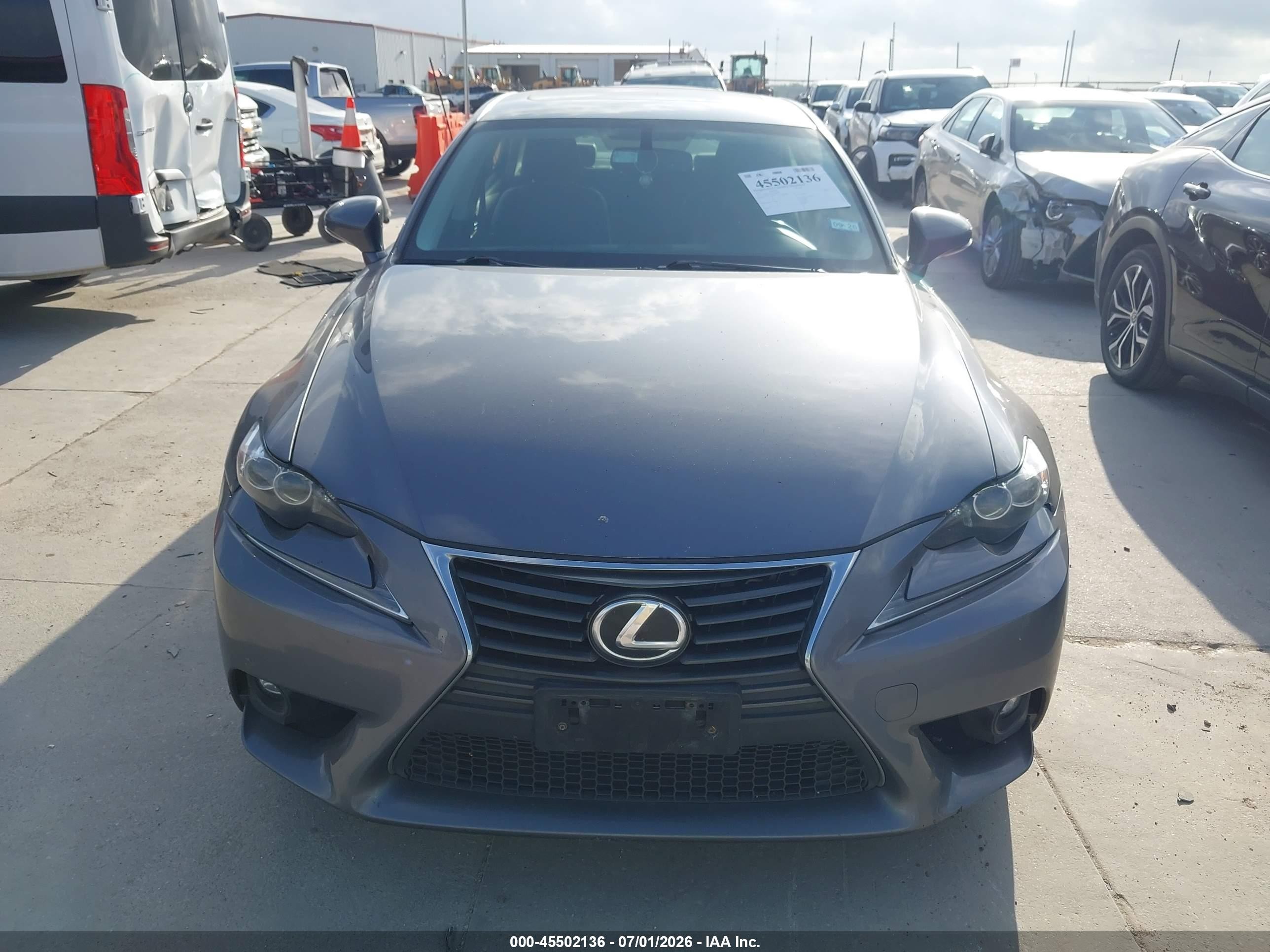 2015 Lexus Is 250   Серый vin: JTHCF1D25F5020591