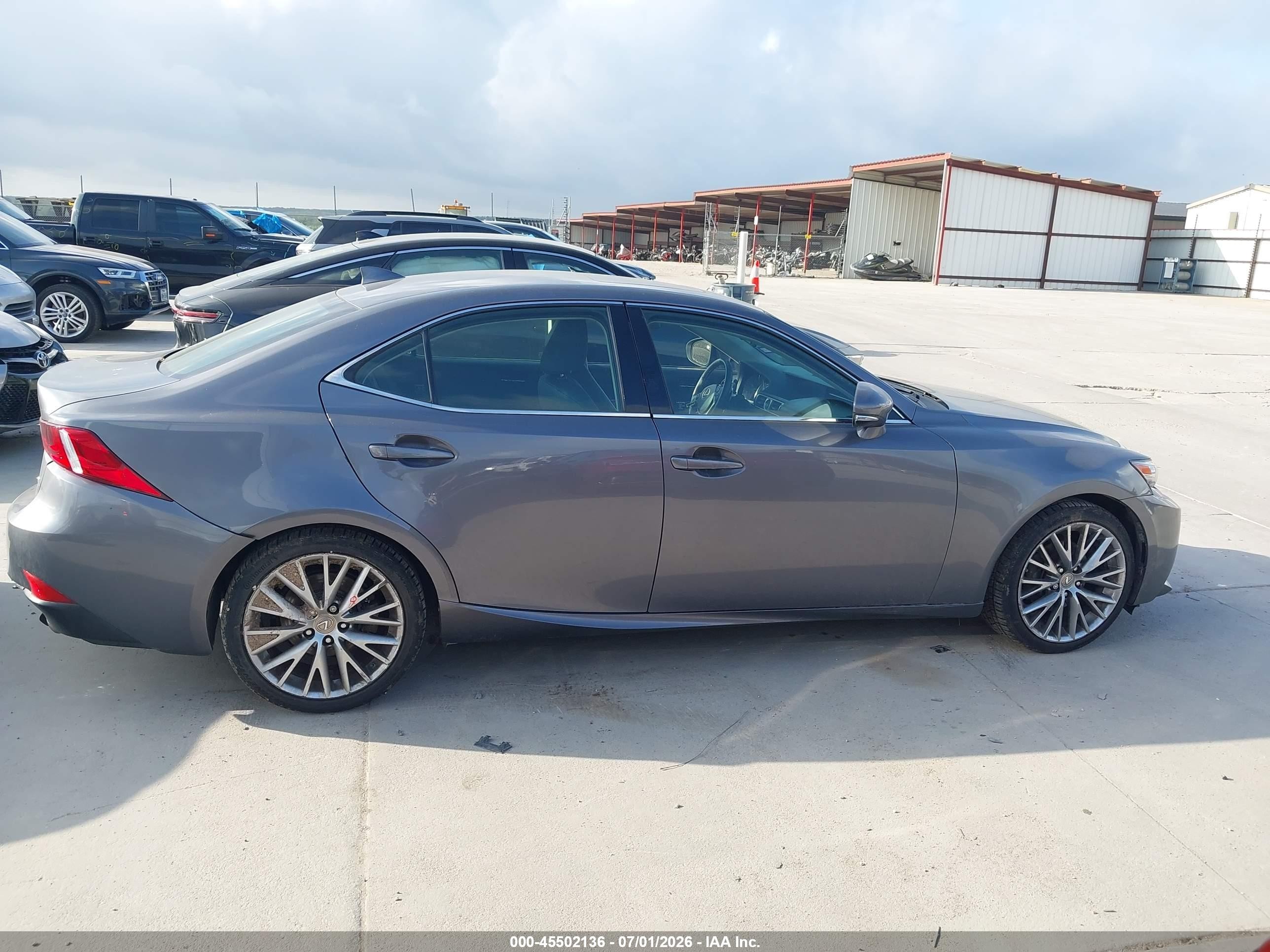 2015 Lexus Is 250   Серый vin: JTHCF1D25F5020591