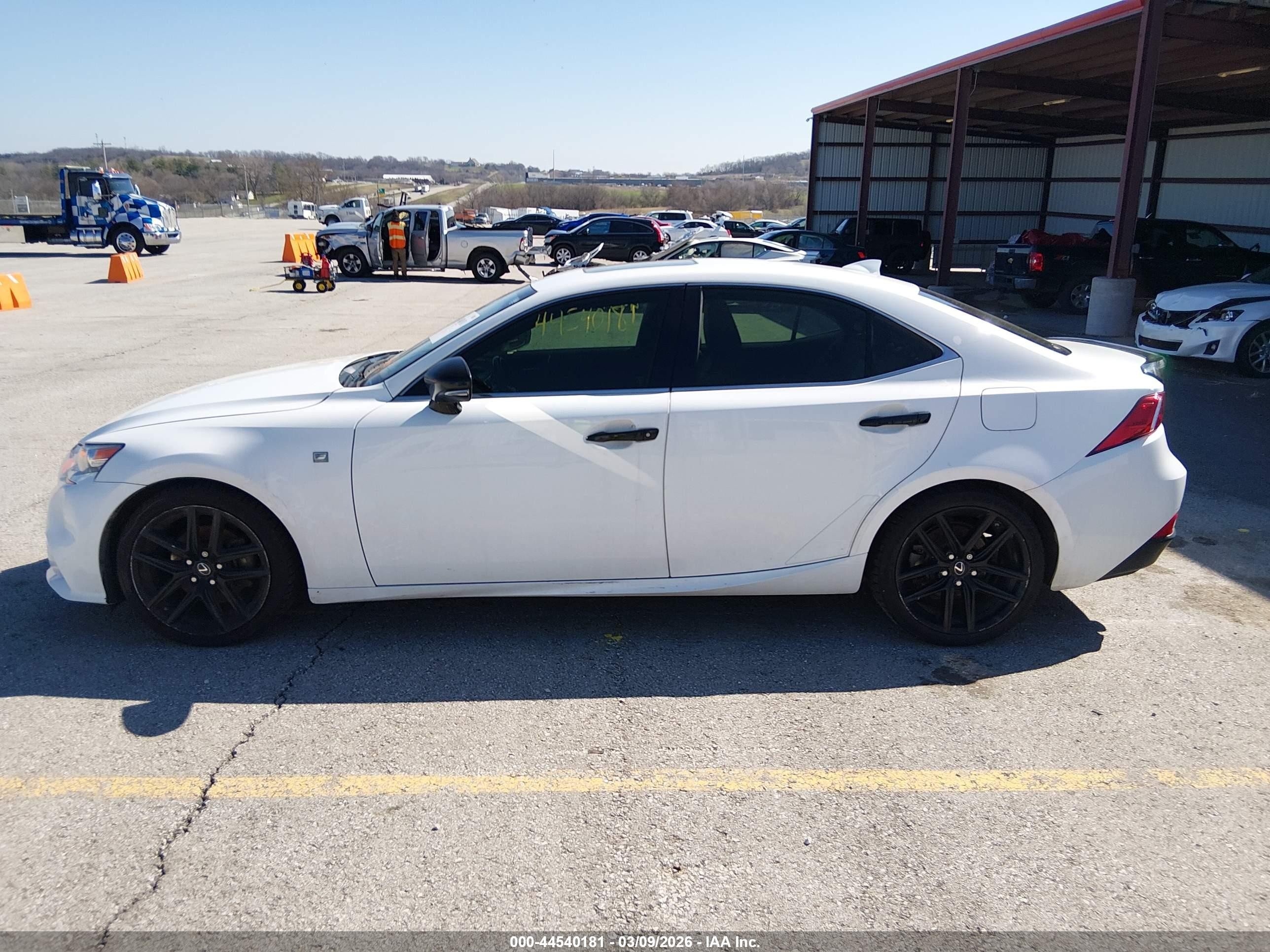 2015 Lexus Is 250 Crafted Line White vin: JTHCF1D25F5023409