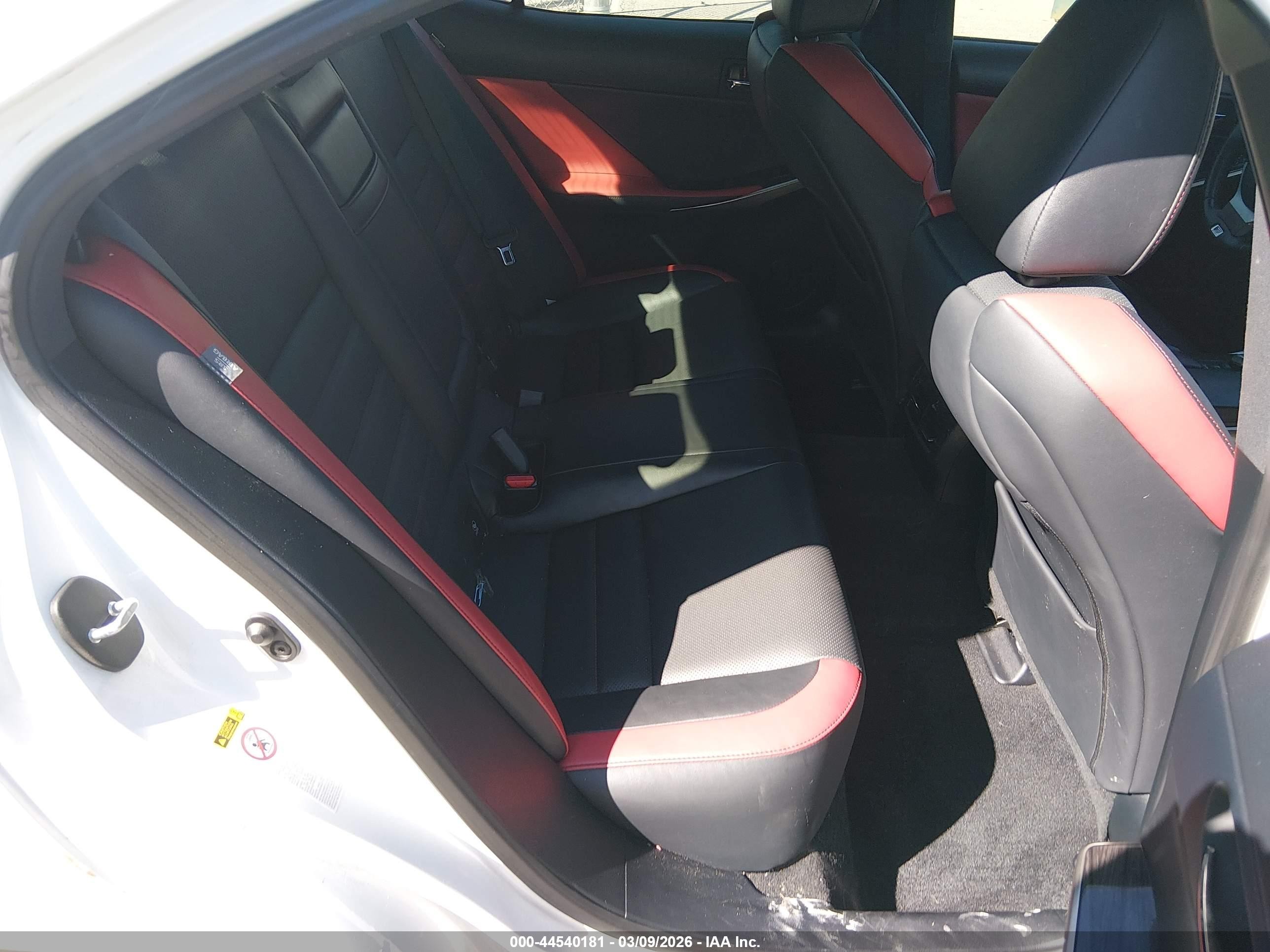 2015 Lexus Is 250 Crafted Line White vin: JTHCF1D25F5023409