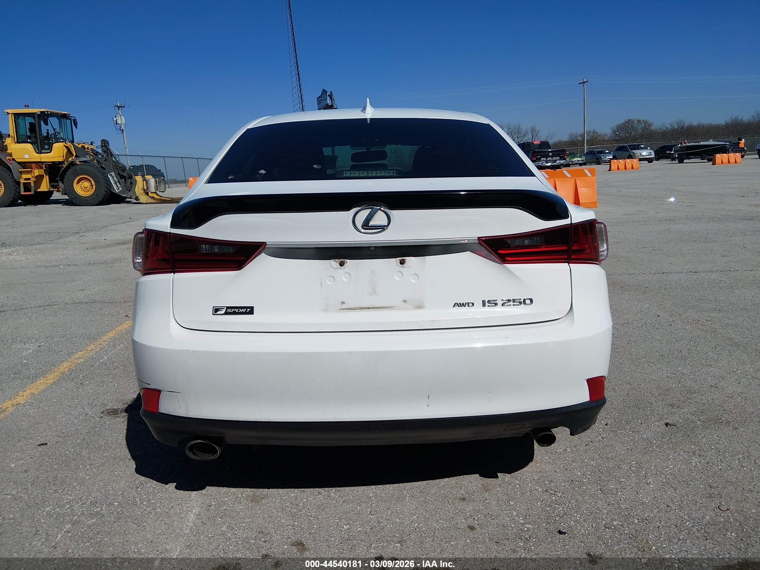 2015 Lexus Is 250 Crafted Line White vin: JTHCF1D25F5023409