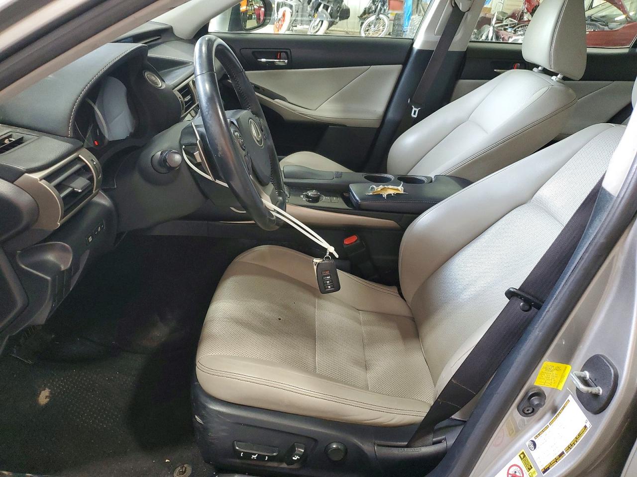 2014 Lexus Is 250 Base Silver vin: JTHCF1D26E5011817