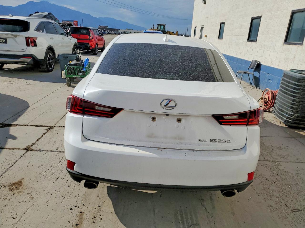 2014 Lexus Is 250 White vin: JTHCF1D26E5013504
