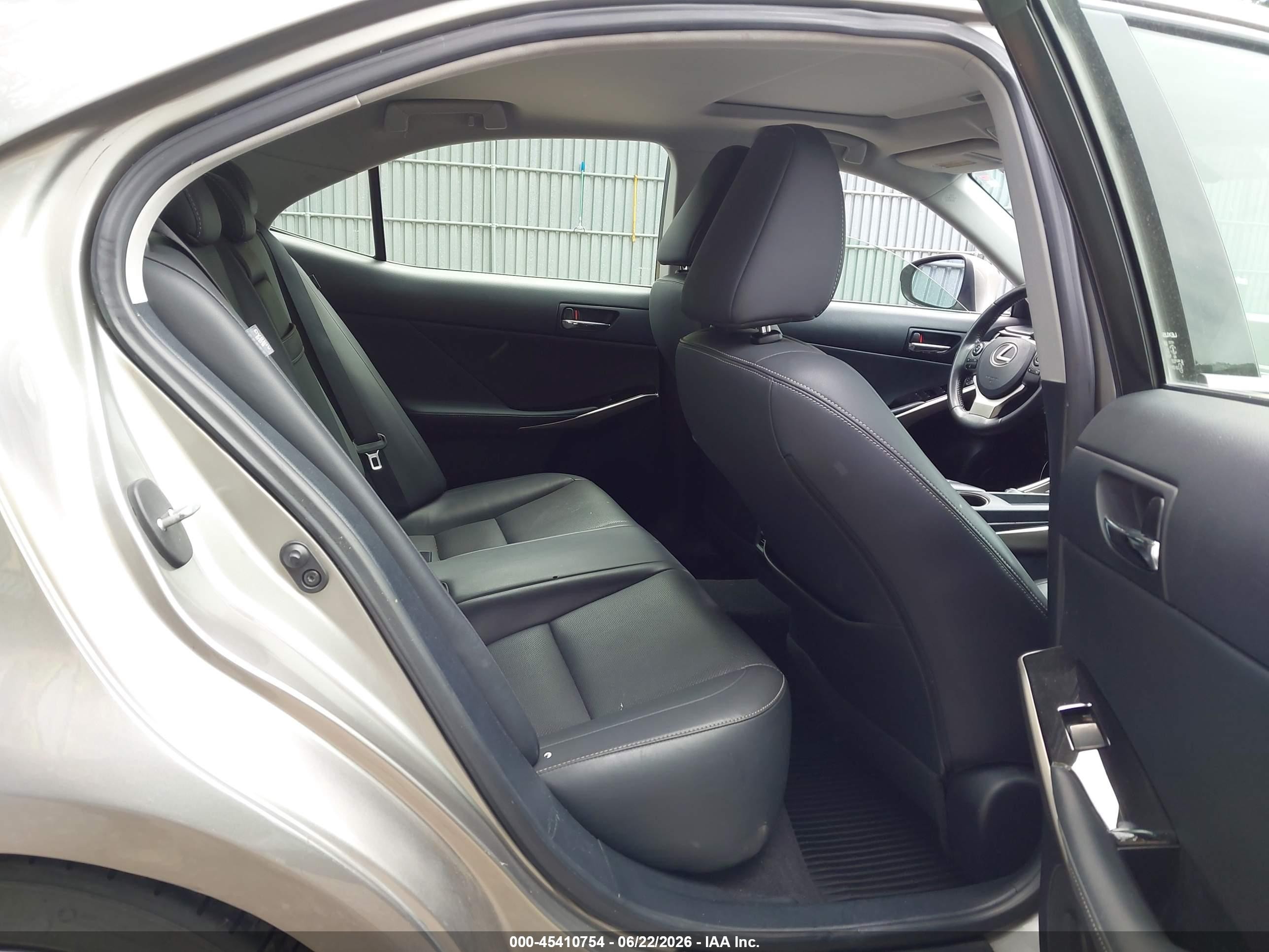 2015 Lexus Is 250 Silver vin: JTHCF1D26F5020664