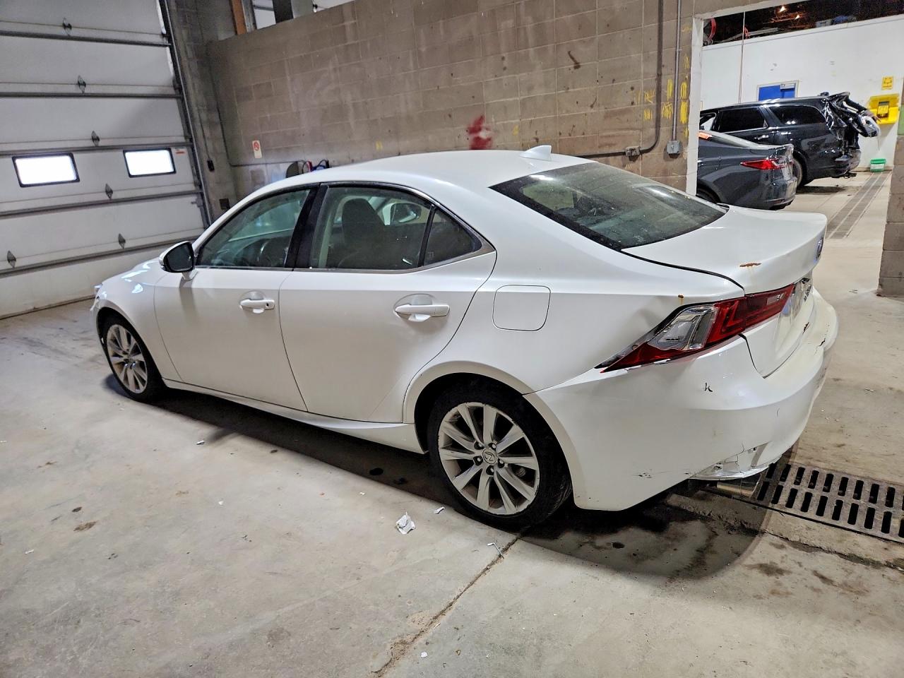 2015 Lexus Is 250 White vin: JTHCF1D27F5020950