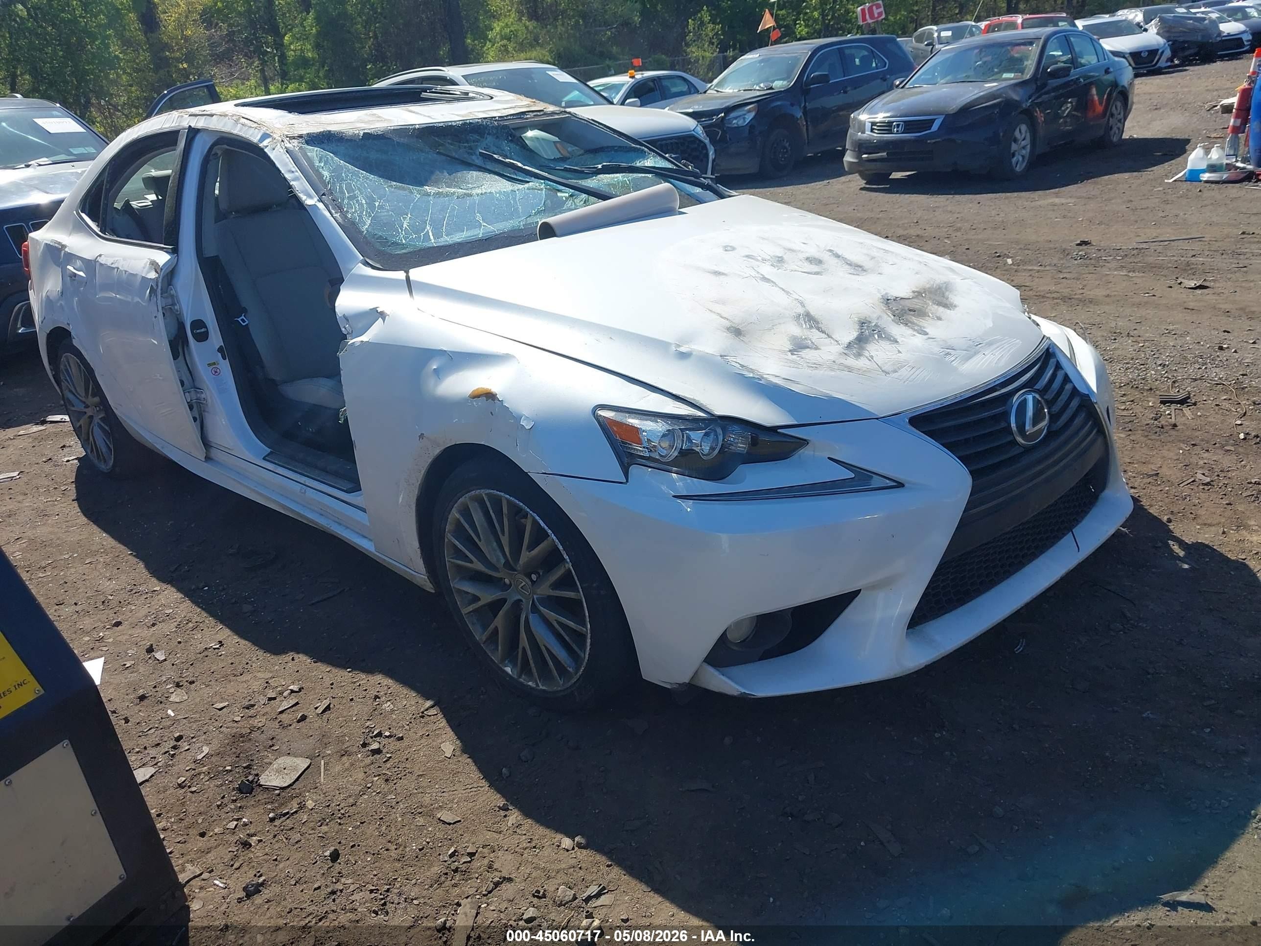 2014 Lexus Is 250   White vin: JTHCF1D28E5011639