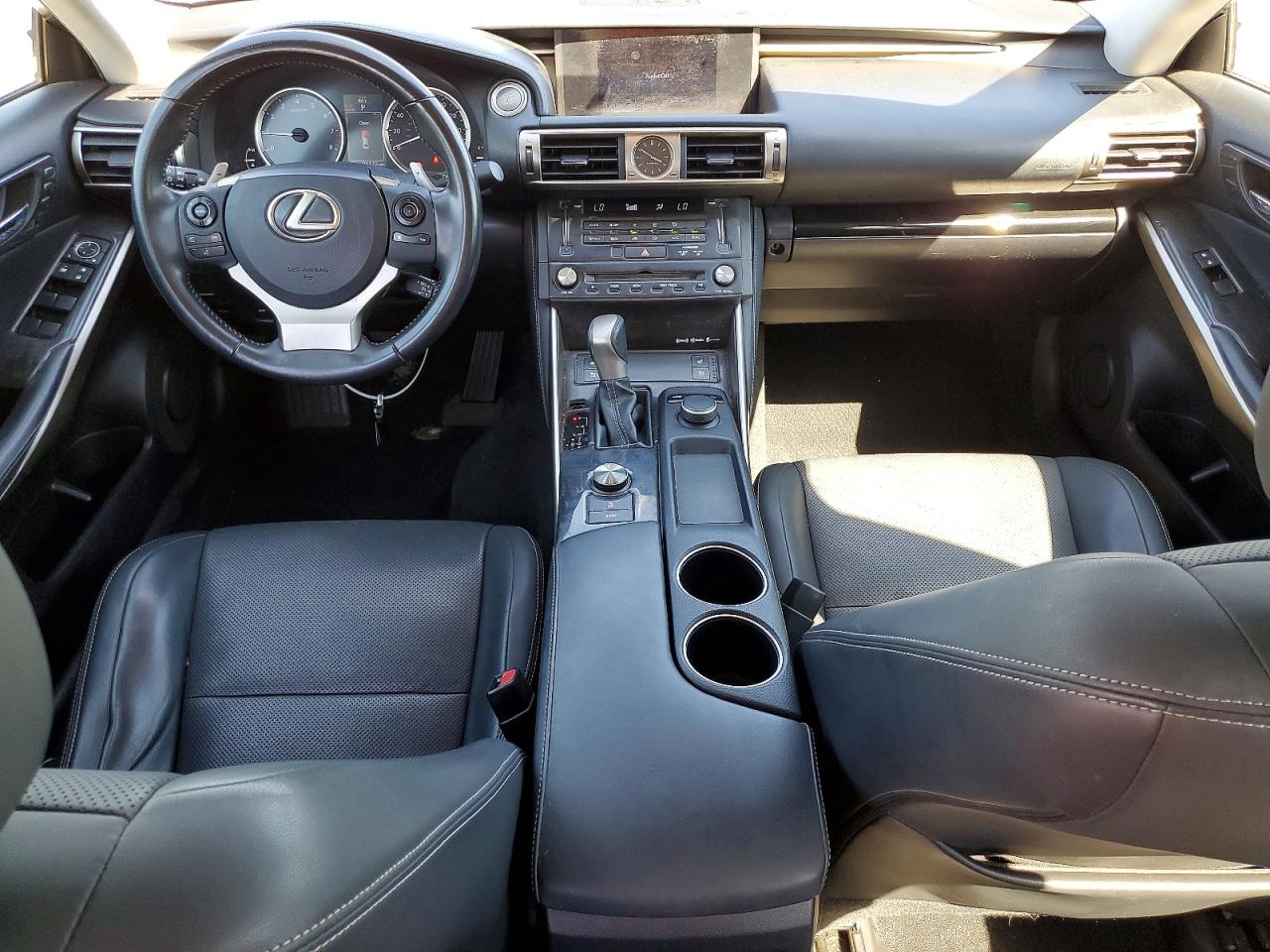 2015 Lexus Is 250 Серебряный vin: JTHCF1D28F5018236