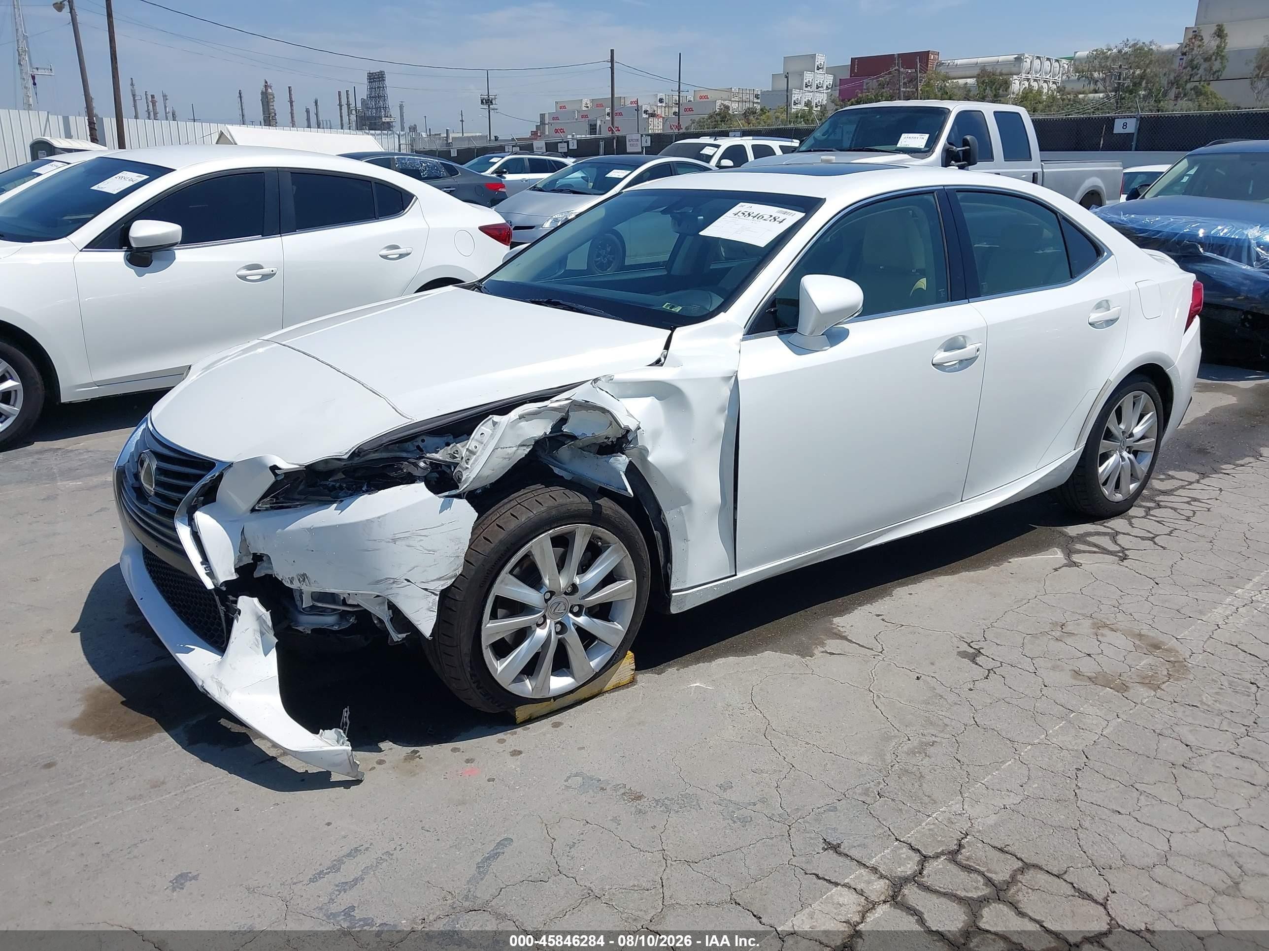 2015 Lexus Is 250   White vin: JTHCF1D28F5019385