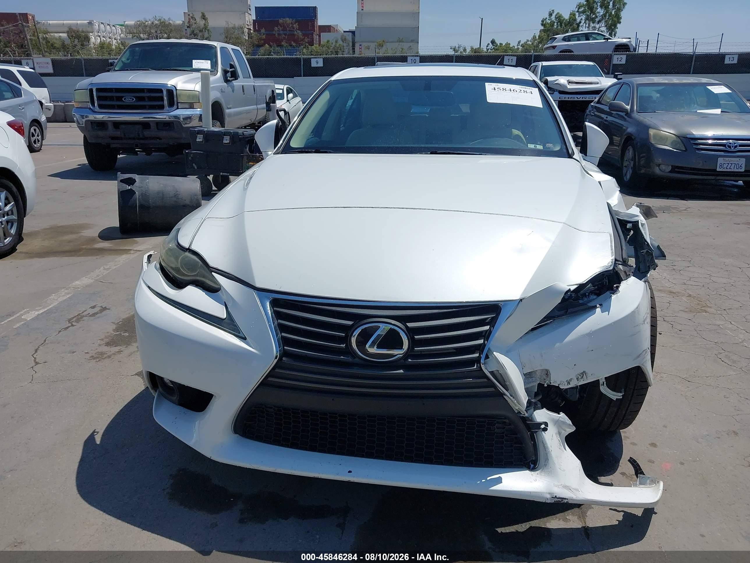 2015 Lexus Is 250   White vin: JTHCF1D28F5019385