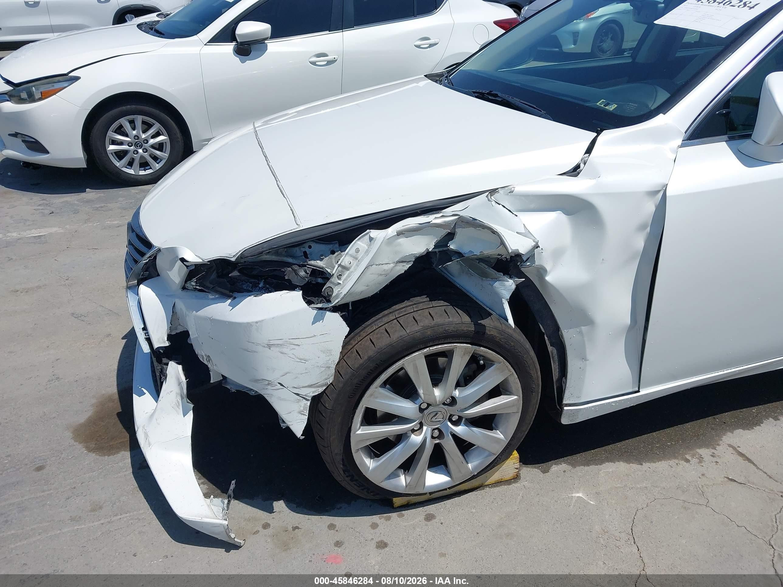 2015 Lexus Is 250   White vin: JTHCF1D28F5019385