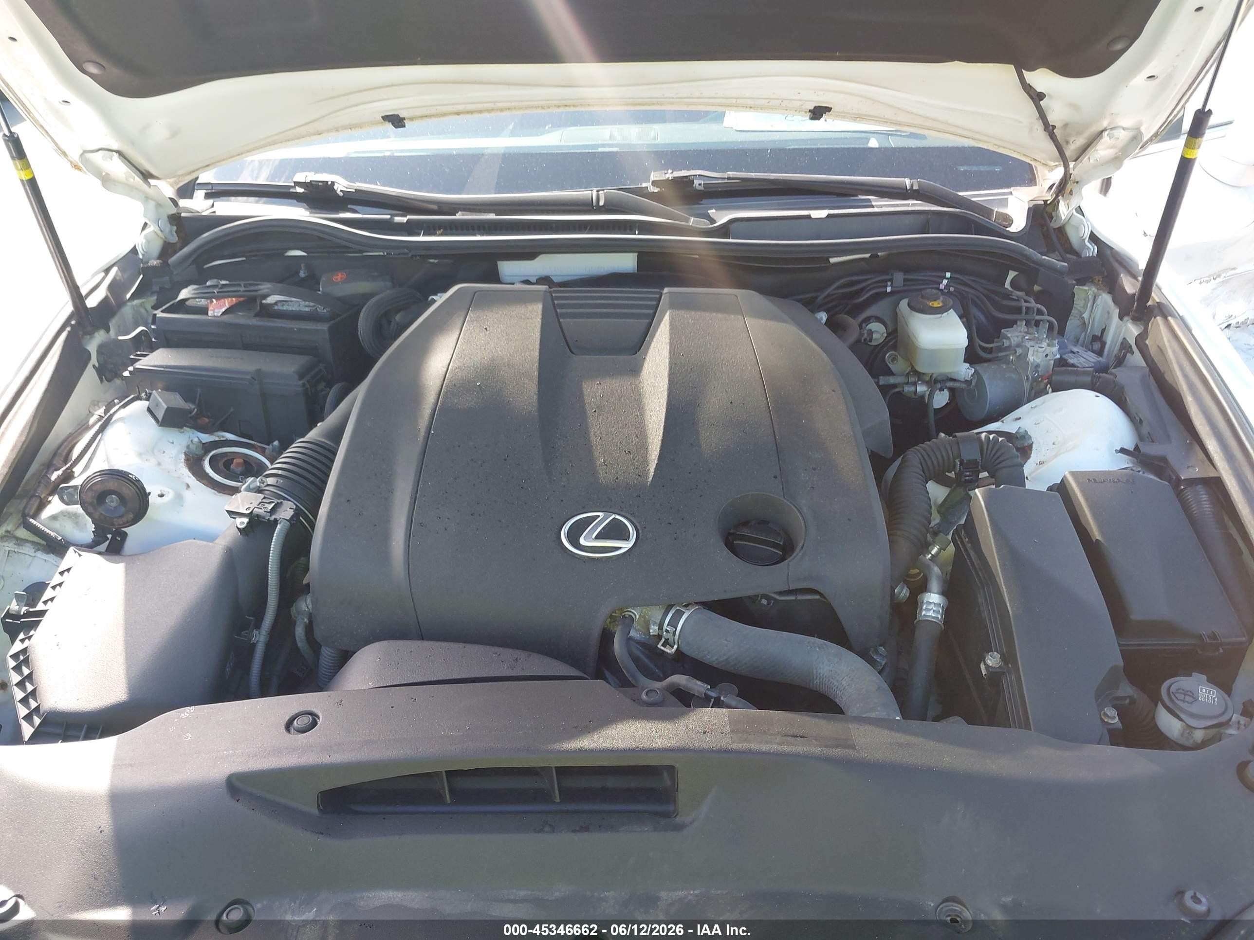 2015 Lexus Is 250   White vin: JTHCF1D28F5029091