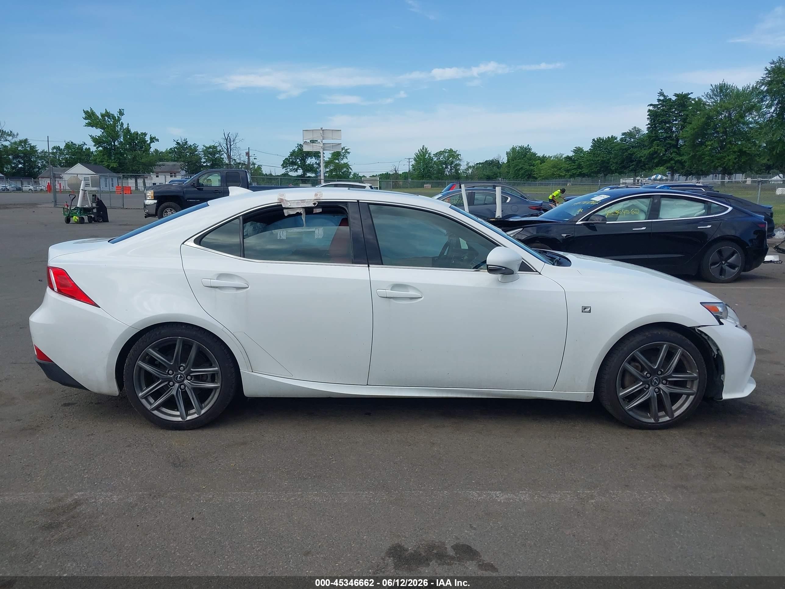 2015 Lexus Is 250   White vin: JTHCF1D28F5029091