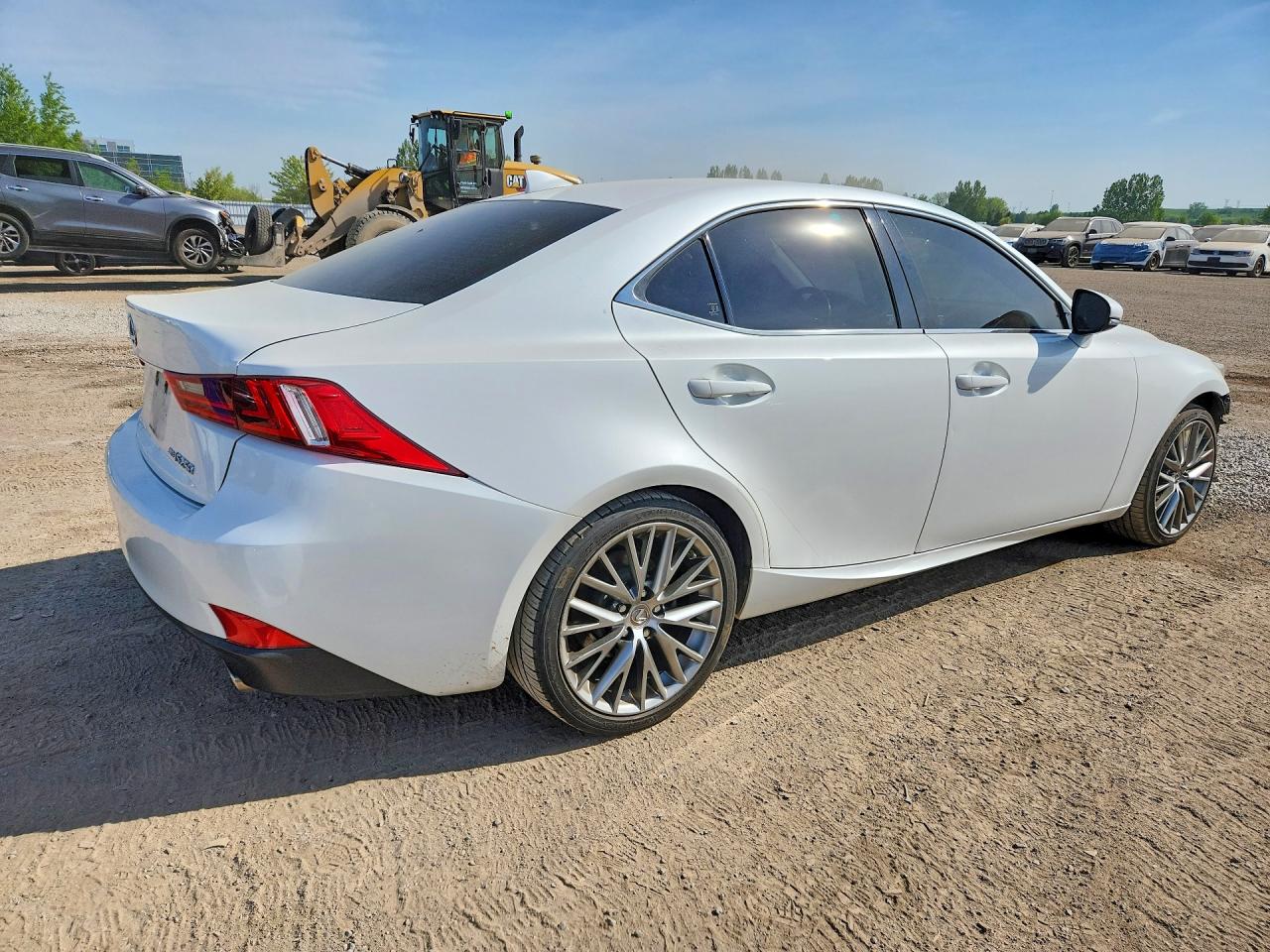 2015 Lexus Is 250 White vin: JTHCF1D29F5017712
