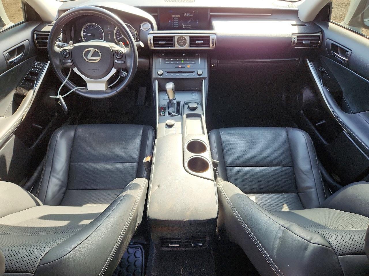 2015 Lexus Is 250 White vin: JTHCF1D29F5017712
