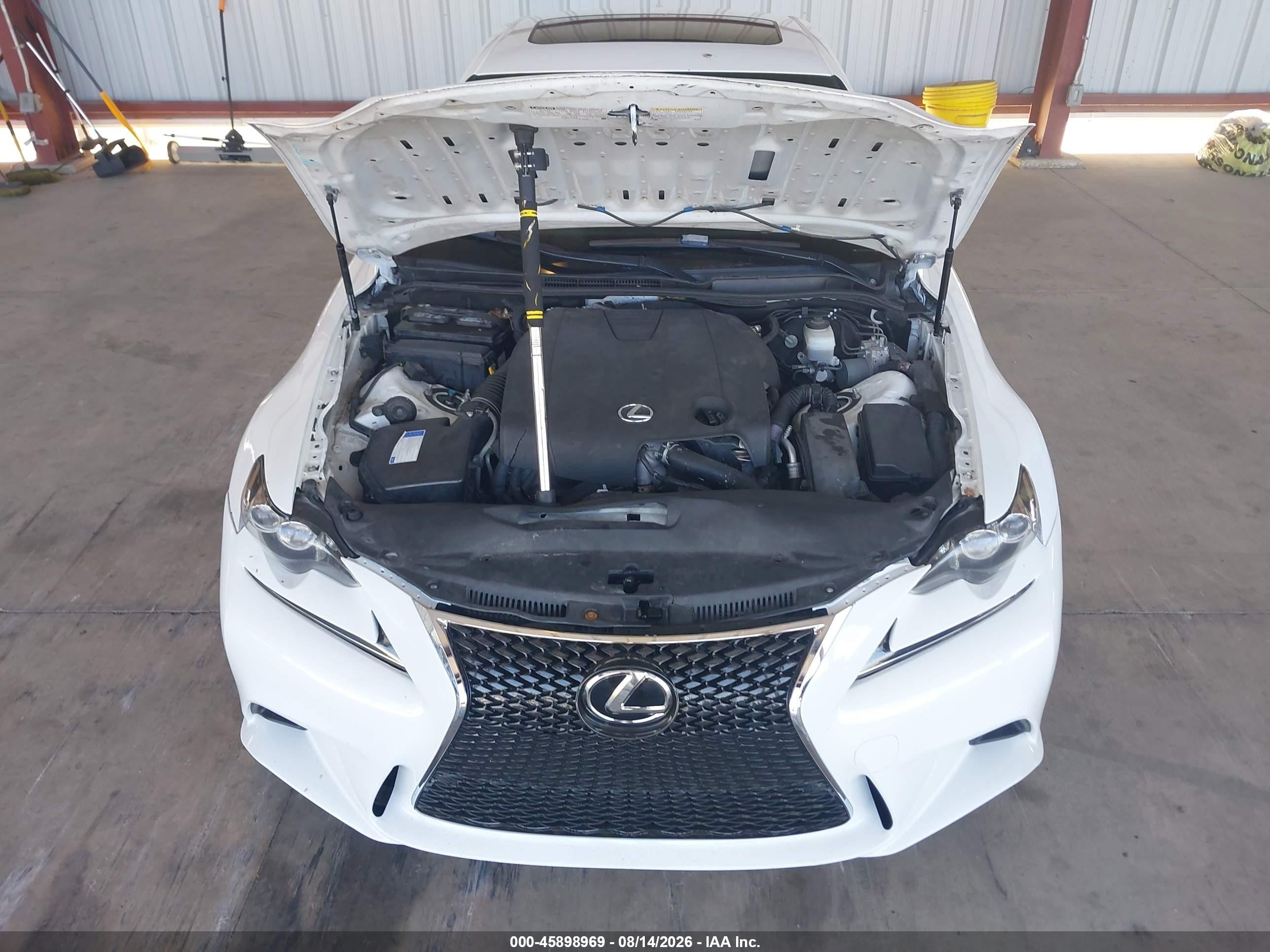 2015 Lexus Is 250   White vin: JTHCF1D29F5019136