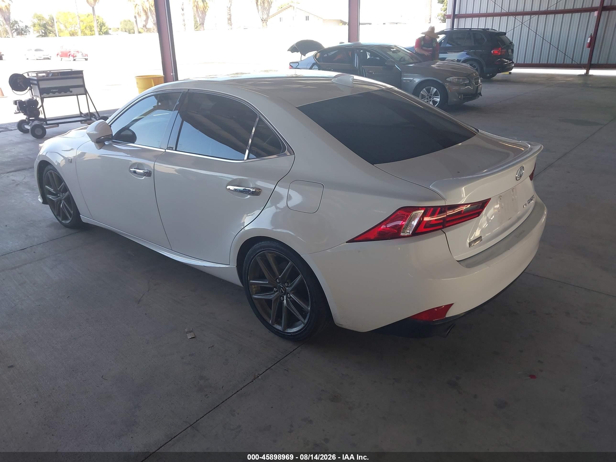 2015 Lexus Is 250   White vin: JTHCF1D29F5019136