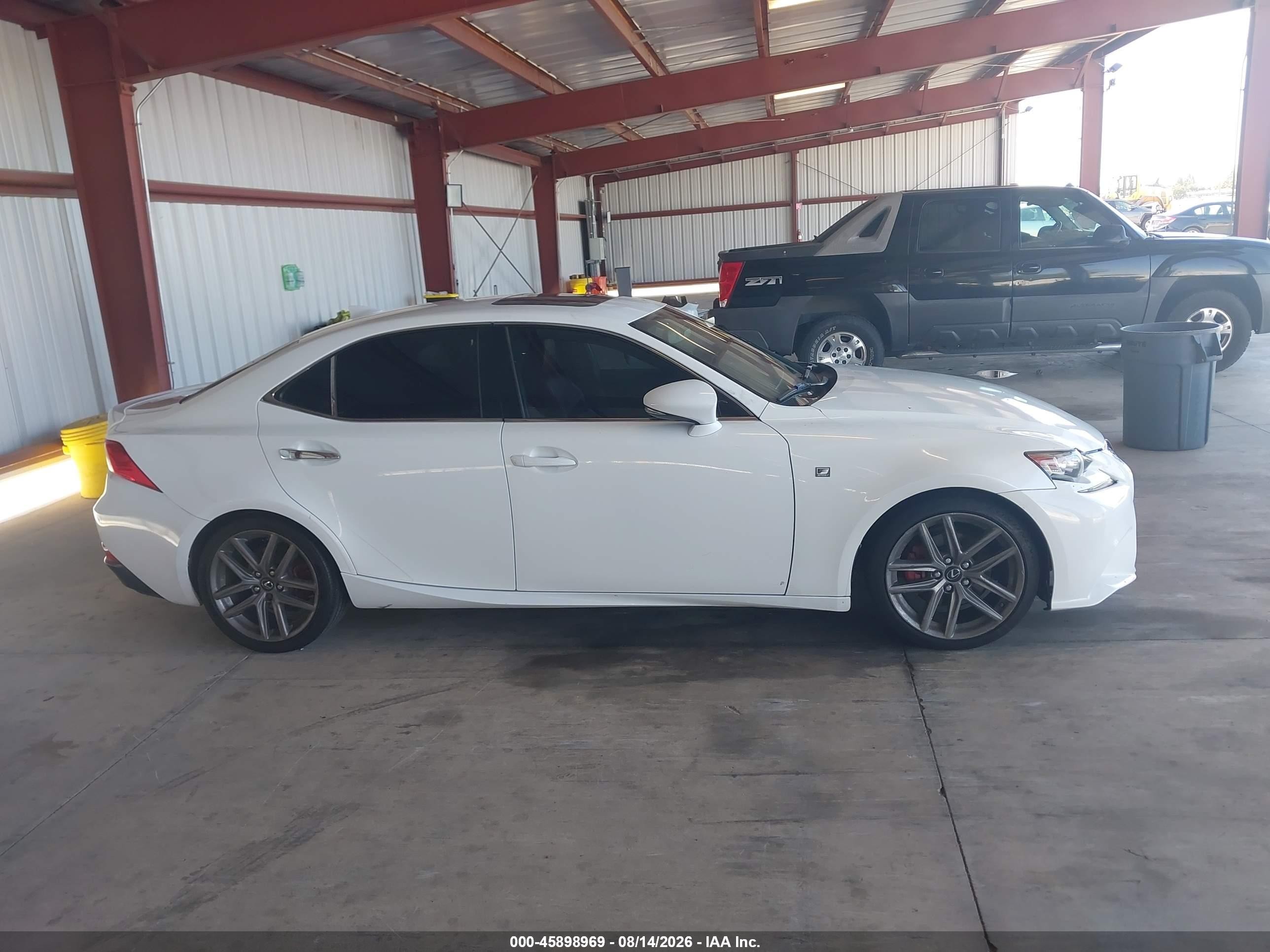 2015 Lexus Is 250   White vin: JTHCF1D29F5019136