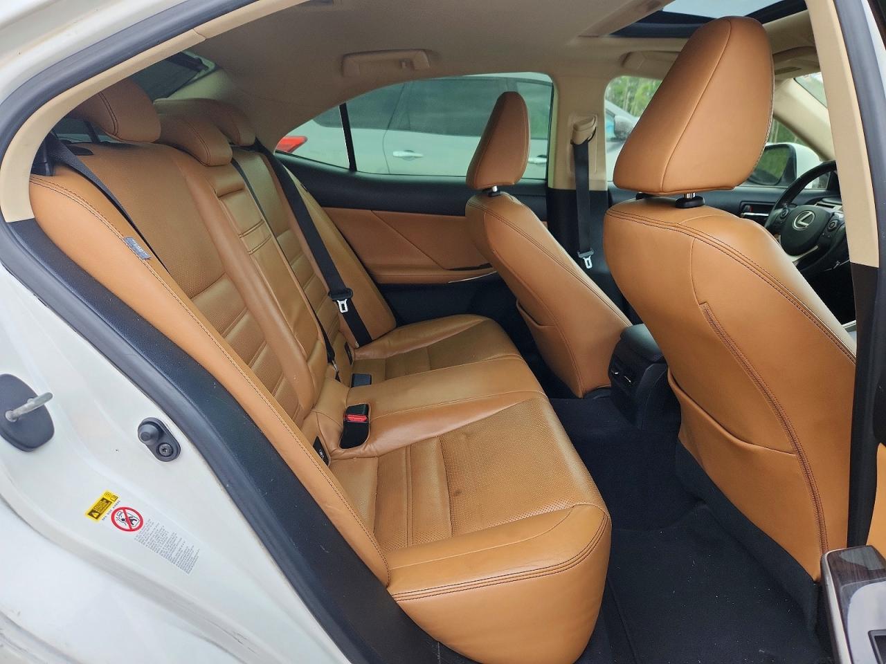 2014 Lexus Is 250 White vin: JTHCF1D2XE5001095
