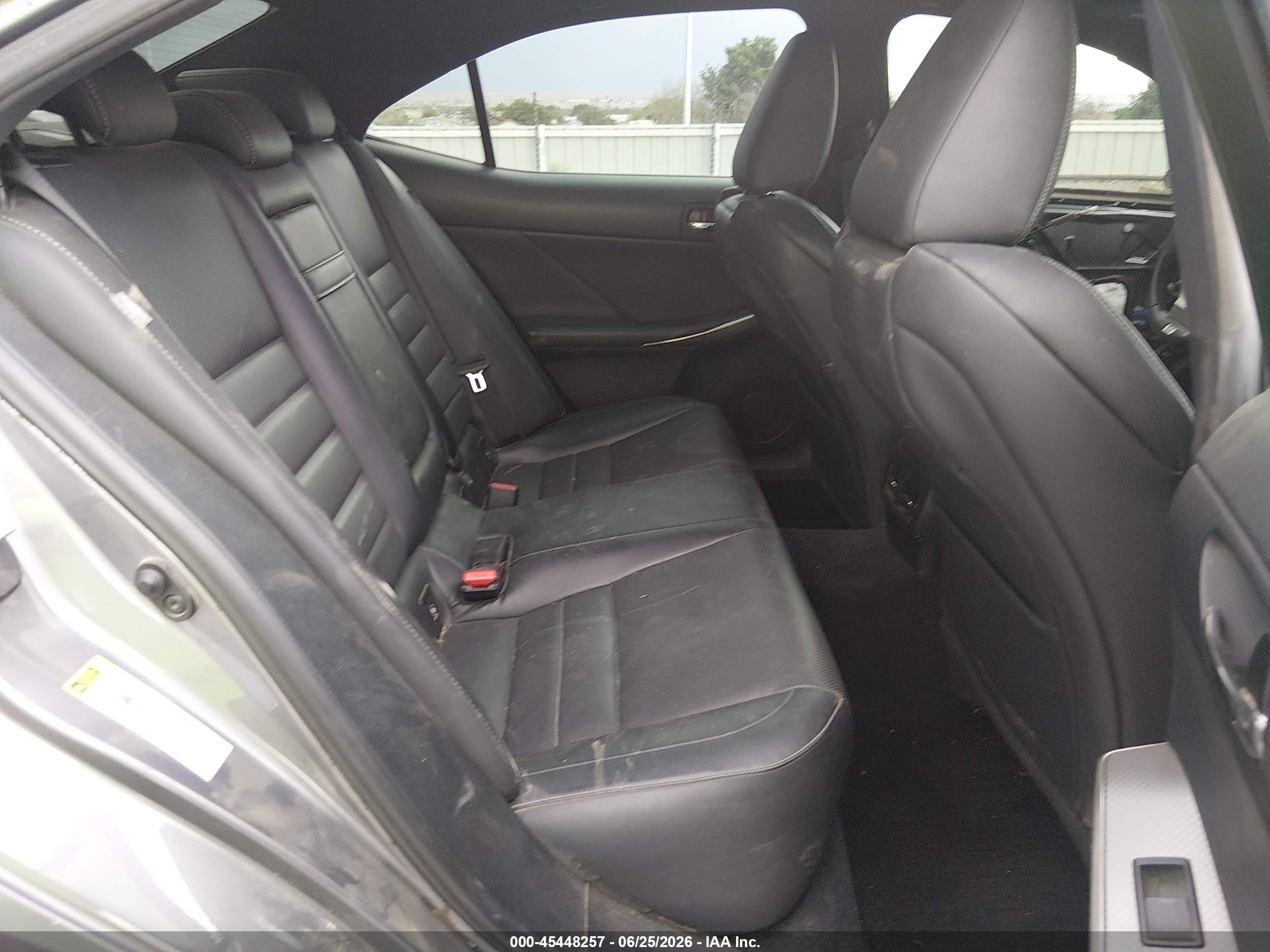 2014 Lexus Is 250   Серый vin: JTHCF1D2XE5001422
