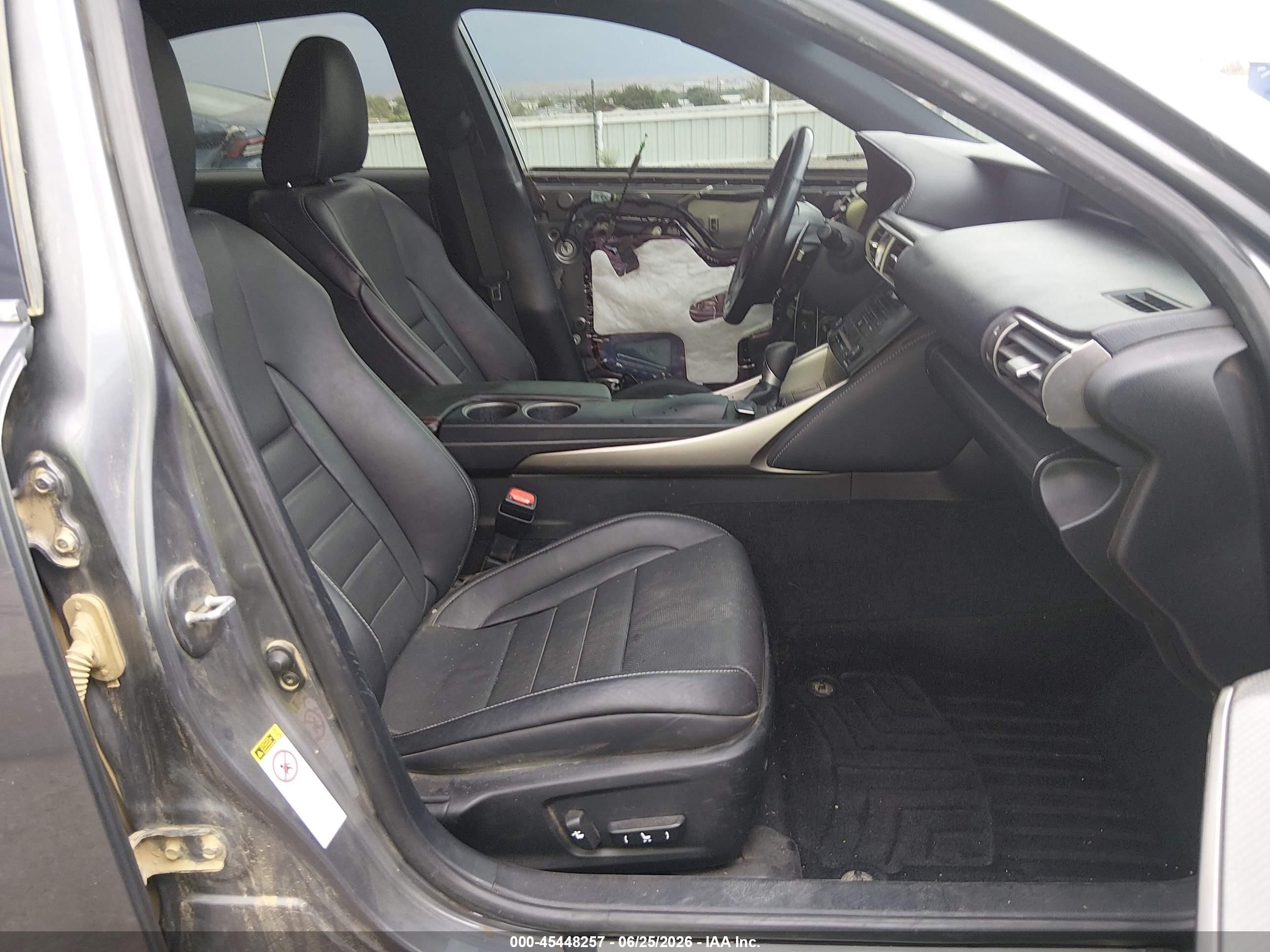 2014 Lexus Is 250   Серый vin: JTHCF1D2XE5001422