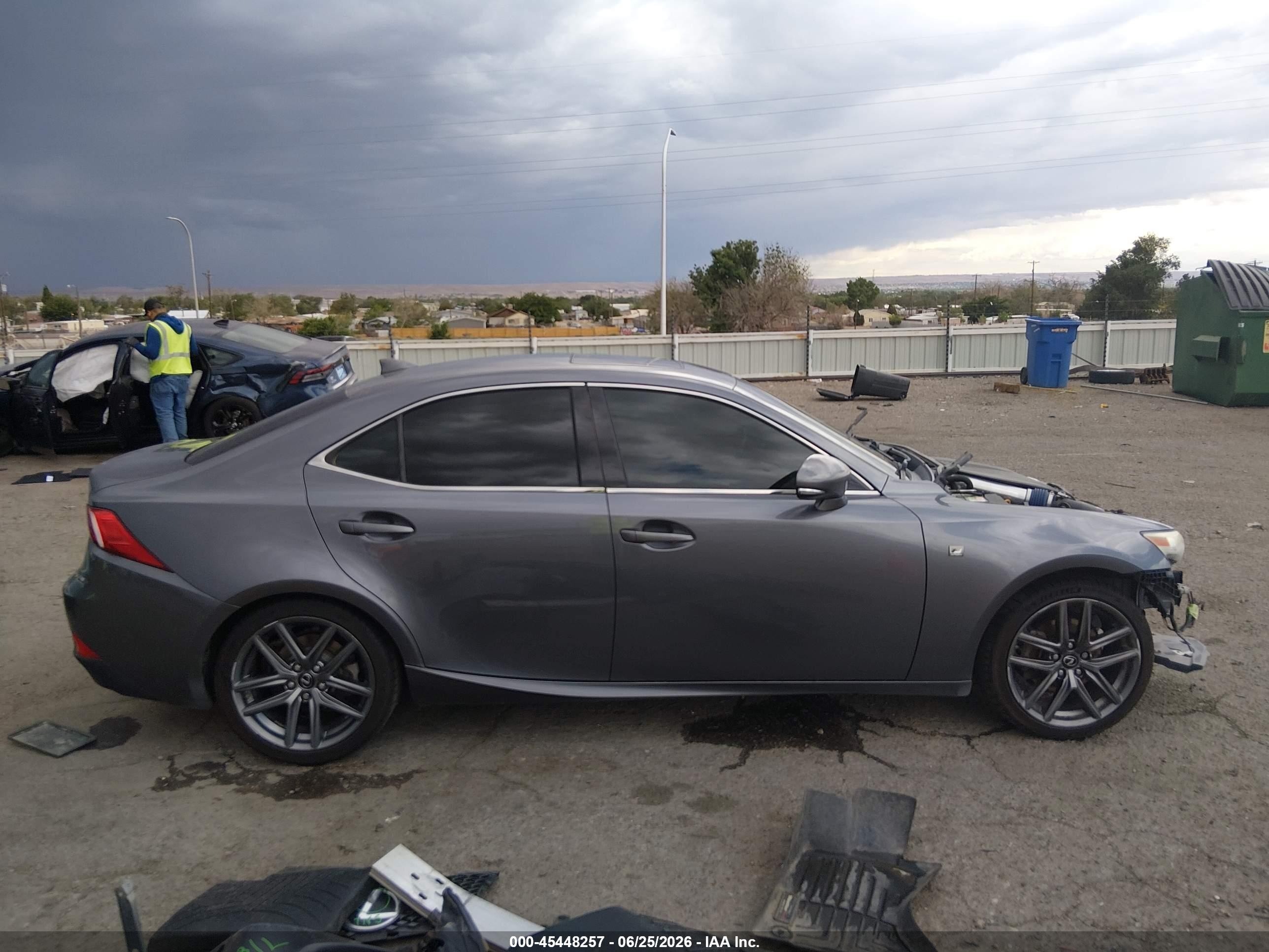 2014 Lexus Is 250   Серый vin: JTHCF1D2XE5001422