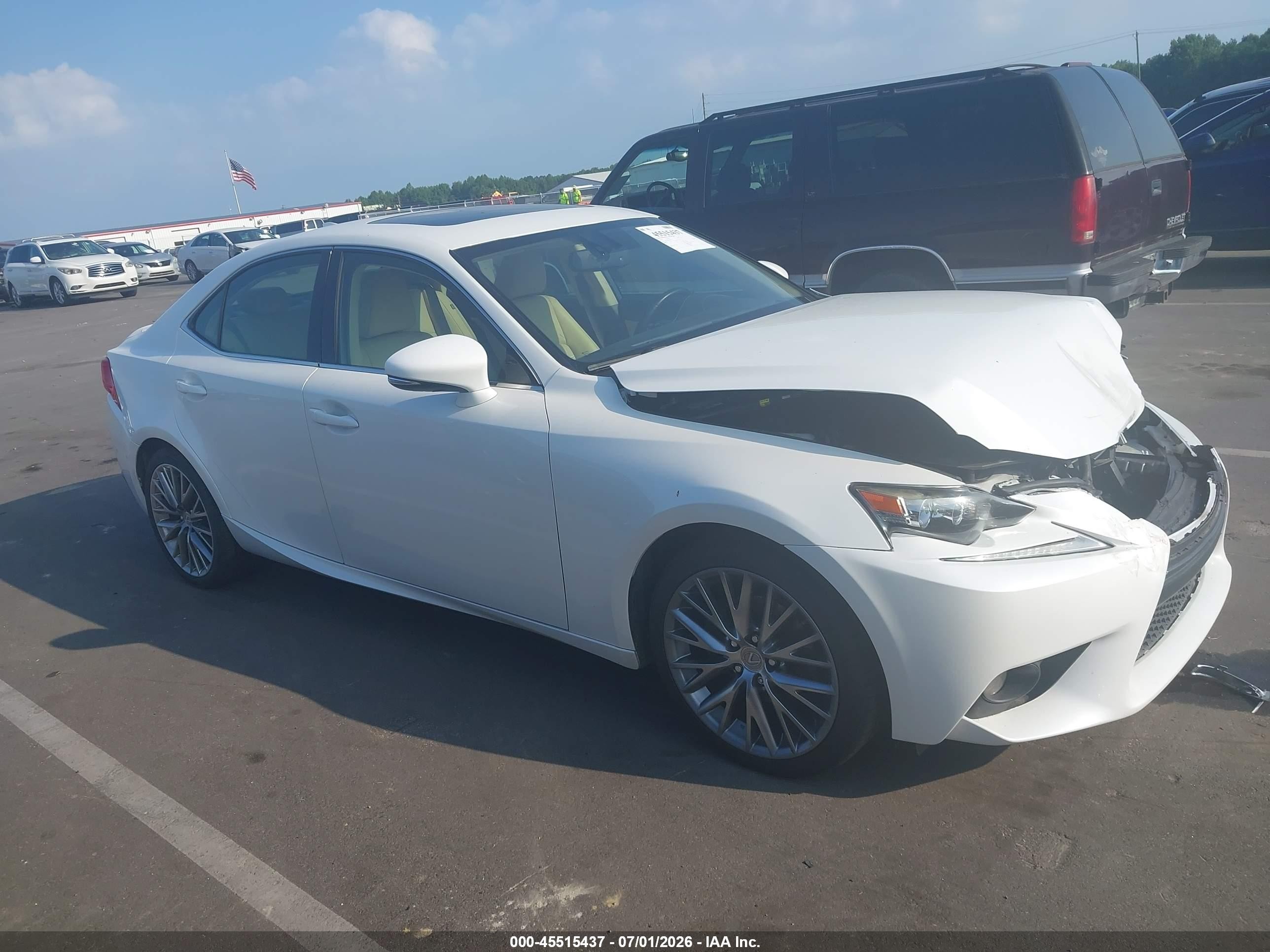 2014 Lexus Is 250   White vin: JTHCF1D2XE5007110