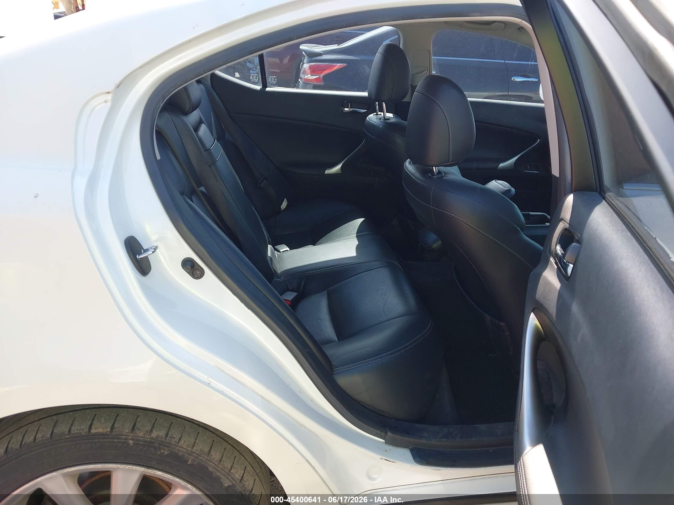 2010 Lexus Is 250   Белый vin: JTHCF5C20A2032697