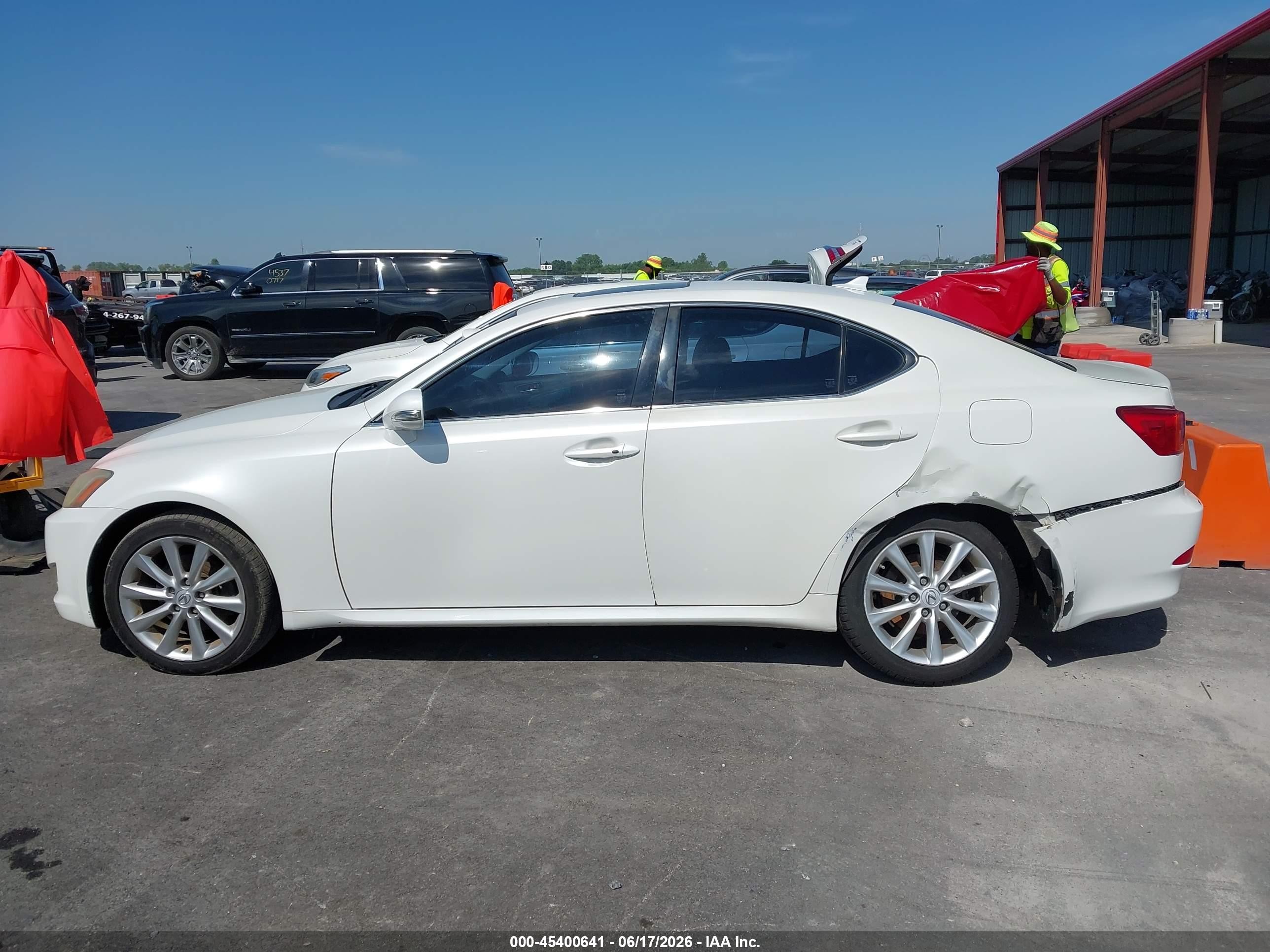 2010 Lexus Is 250   Белый vin: JTHCF5C20A2032697