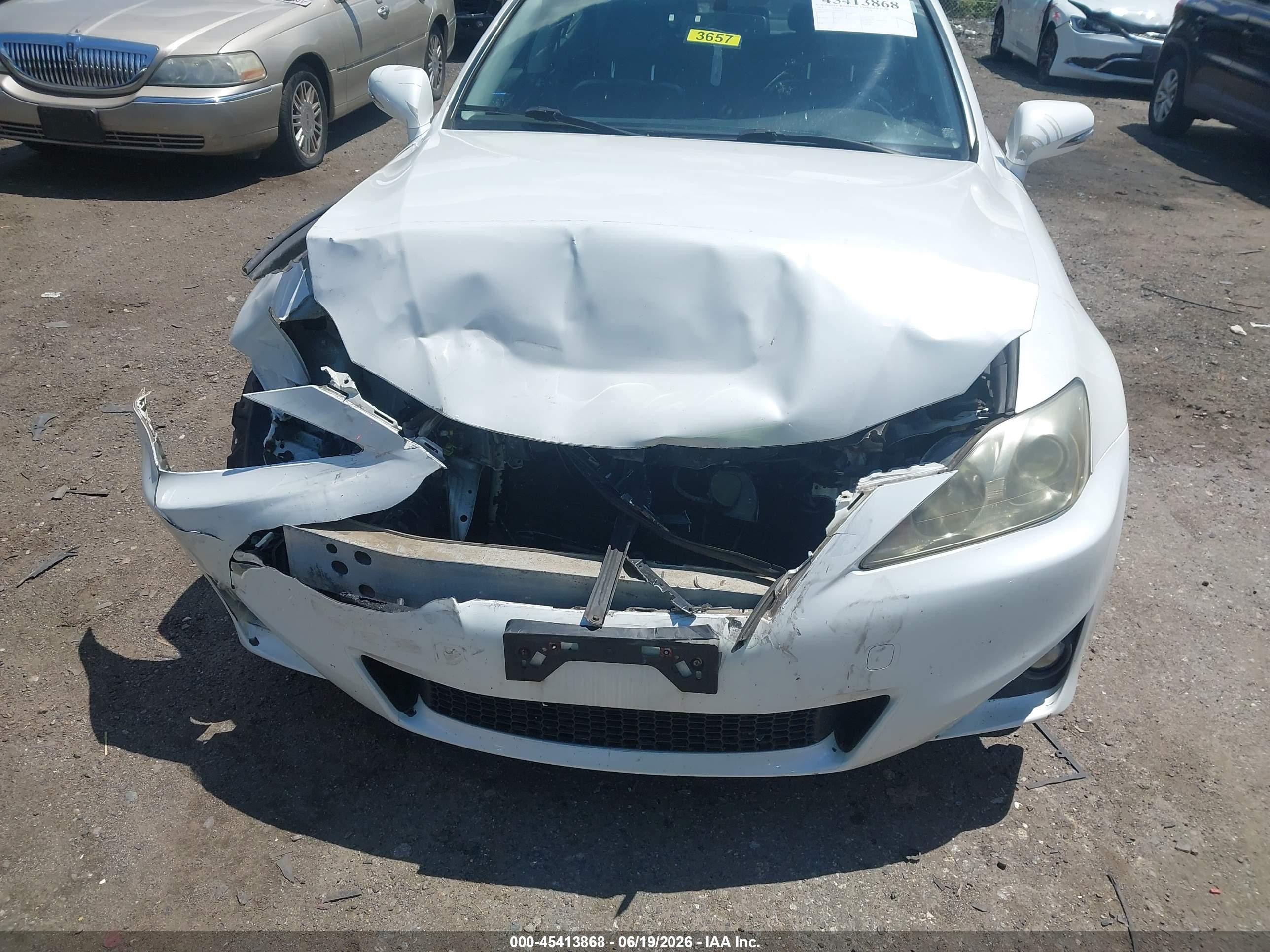 2011 Lexus Is 250   White vin: JTHCF5C20B5052531