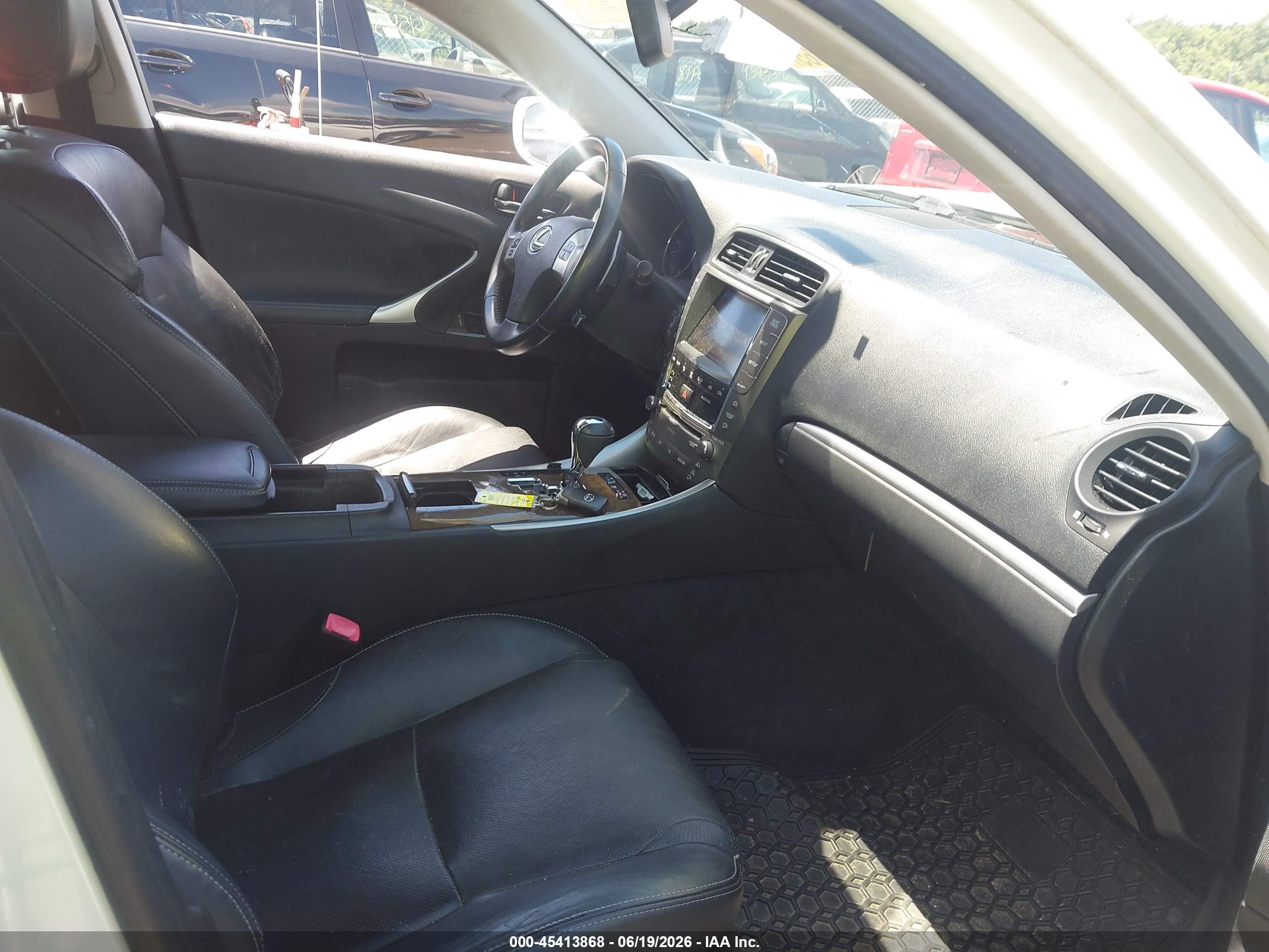 2011 Lexus Is 250   White vin: JTHCF5C20B5052531