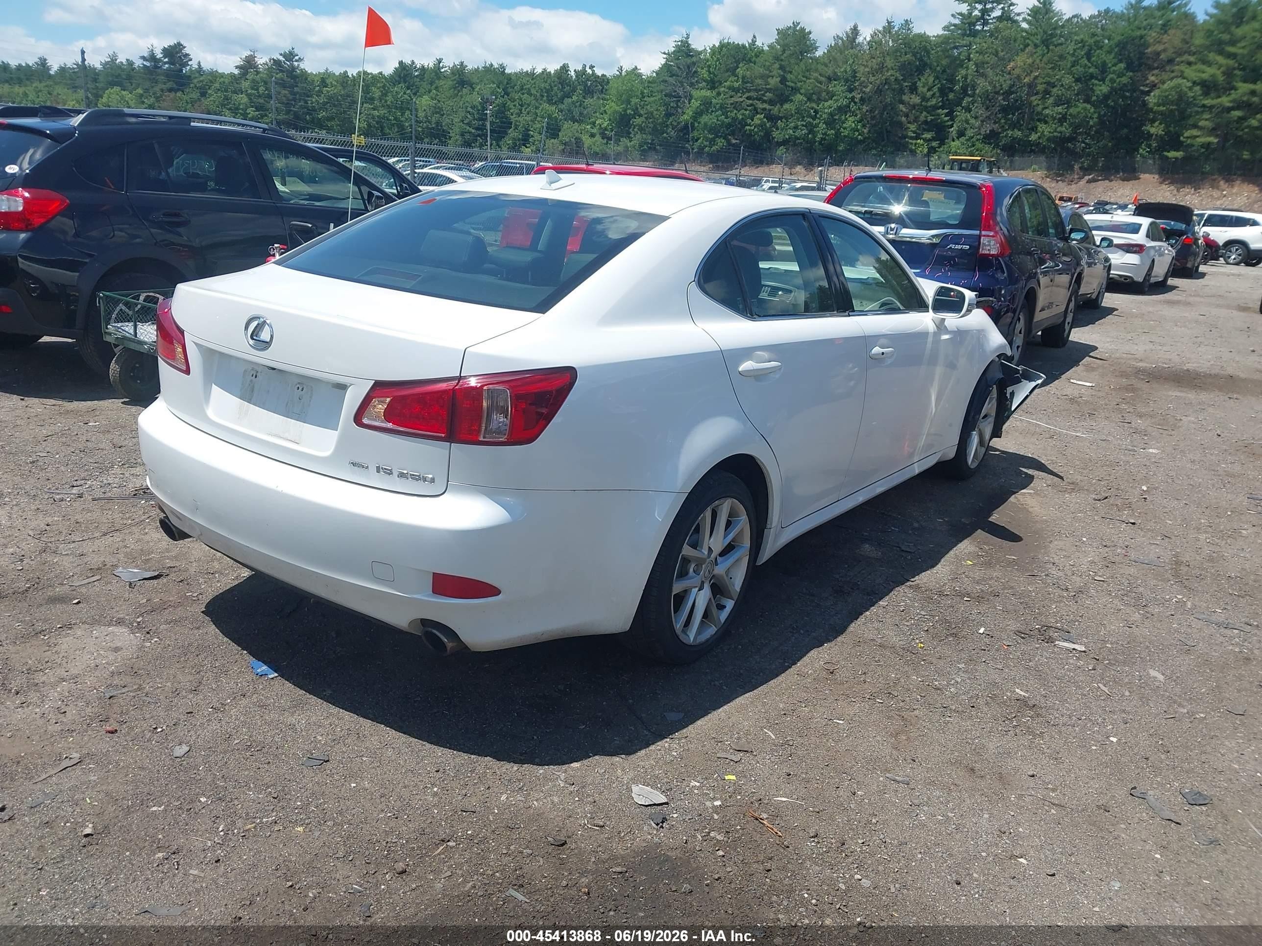 2011 Lexus Is 250   White vin: JTHCF5C20B5052531