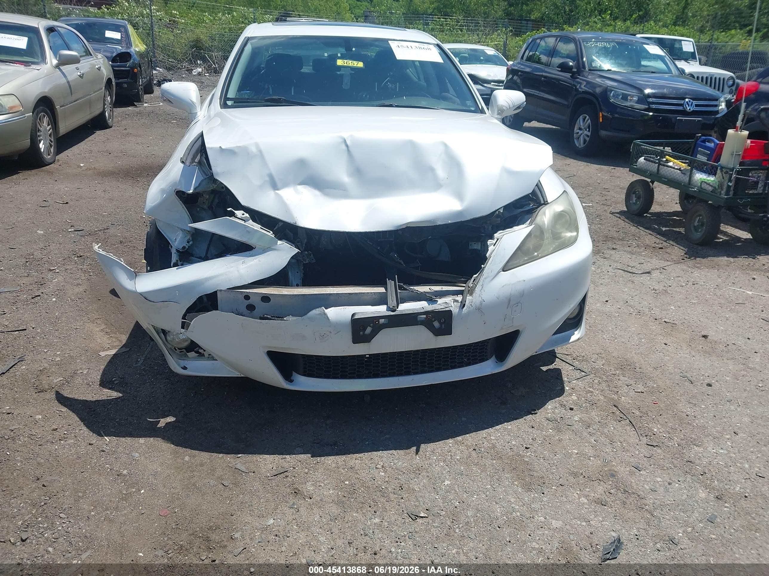 2011 Lexus Is 250   White vin: JTHCF5C20B5052531