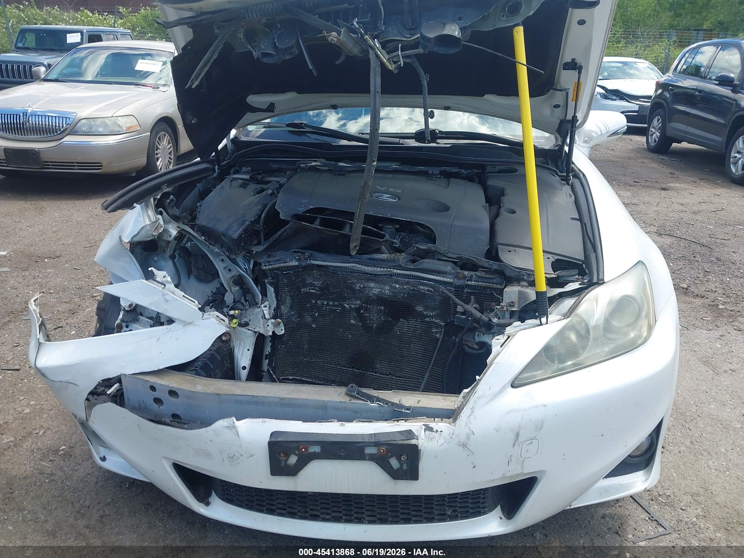 2011 Lexus Is 250   White vin: JTHCF5C20B5052531