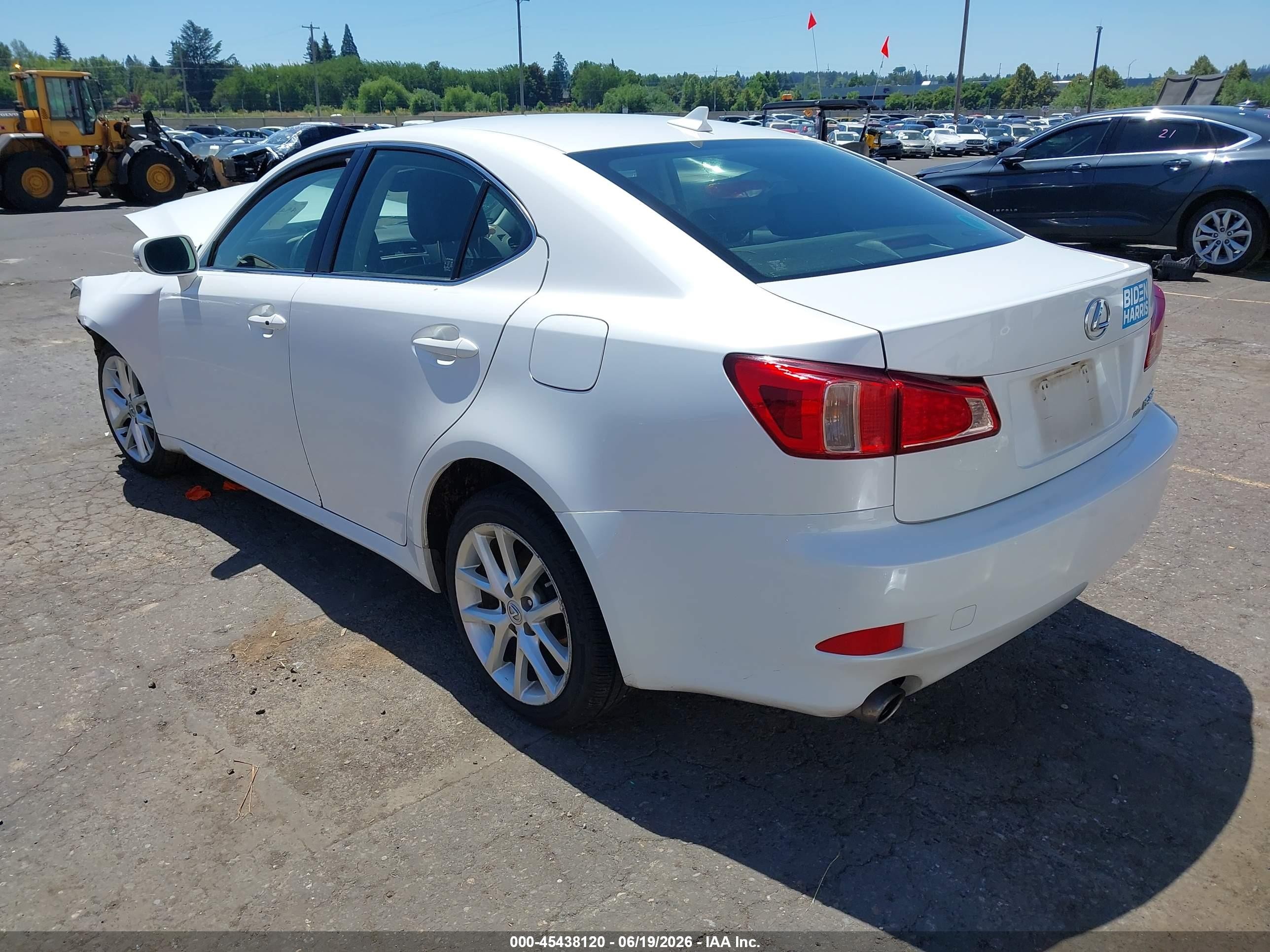 2013 Lexus Is 250   White vin: JTHCF5C20D5063886