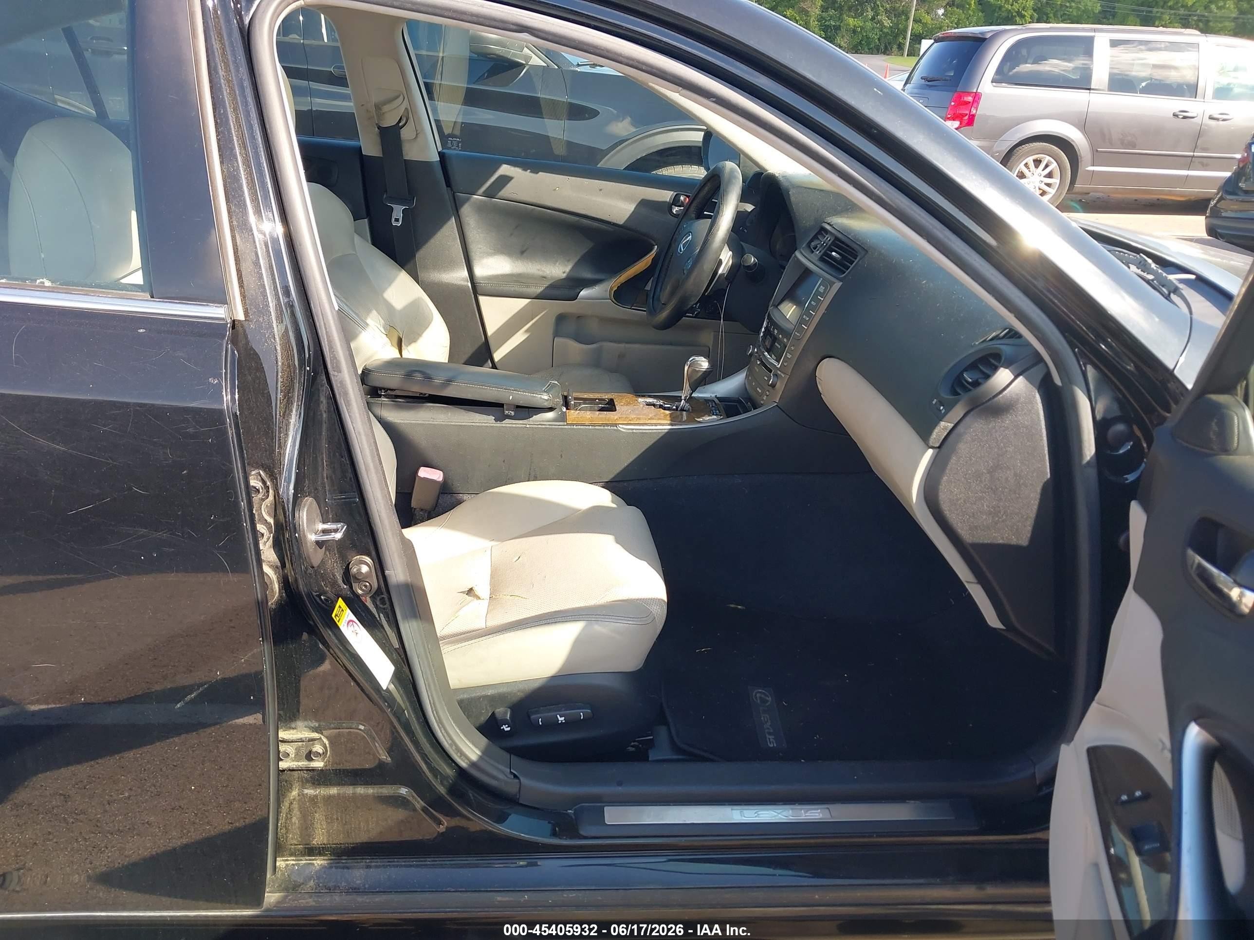 2010 Lexus Is 250   Tan vin: JTHCF5C21A5039091