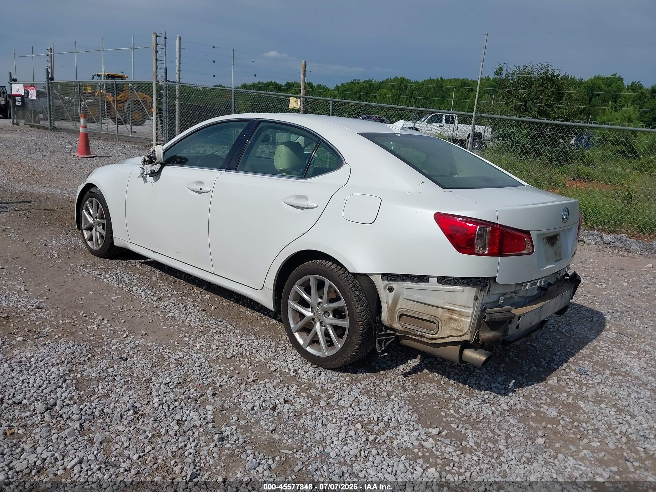 2013 Lexus Is 250   White vin: JTHCF5C21D2036066