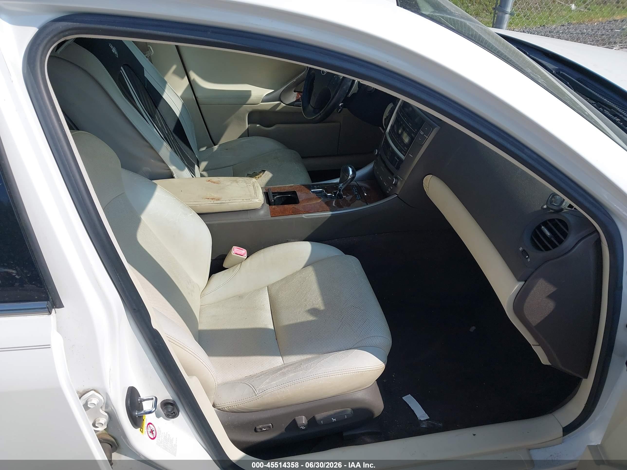 2010 Lexus Is 250   White vin: JTHCF5C22A2032555