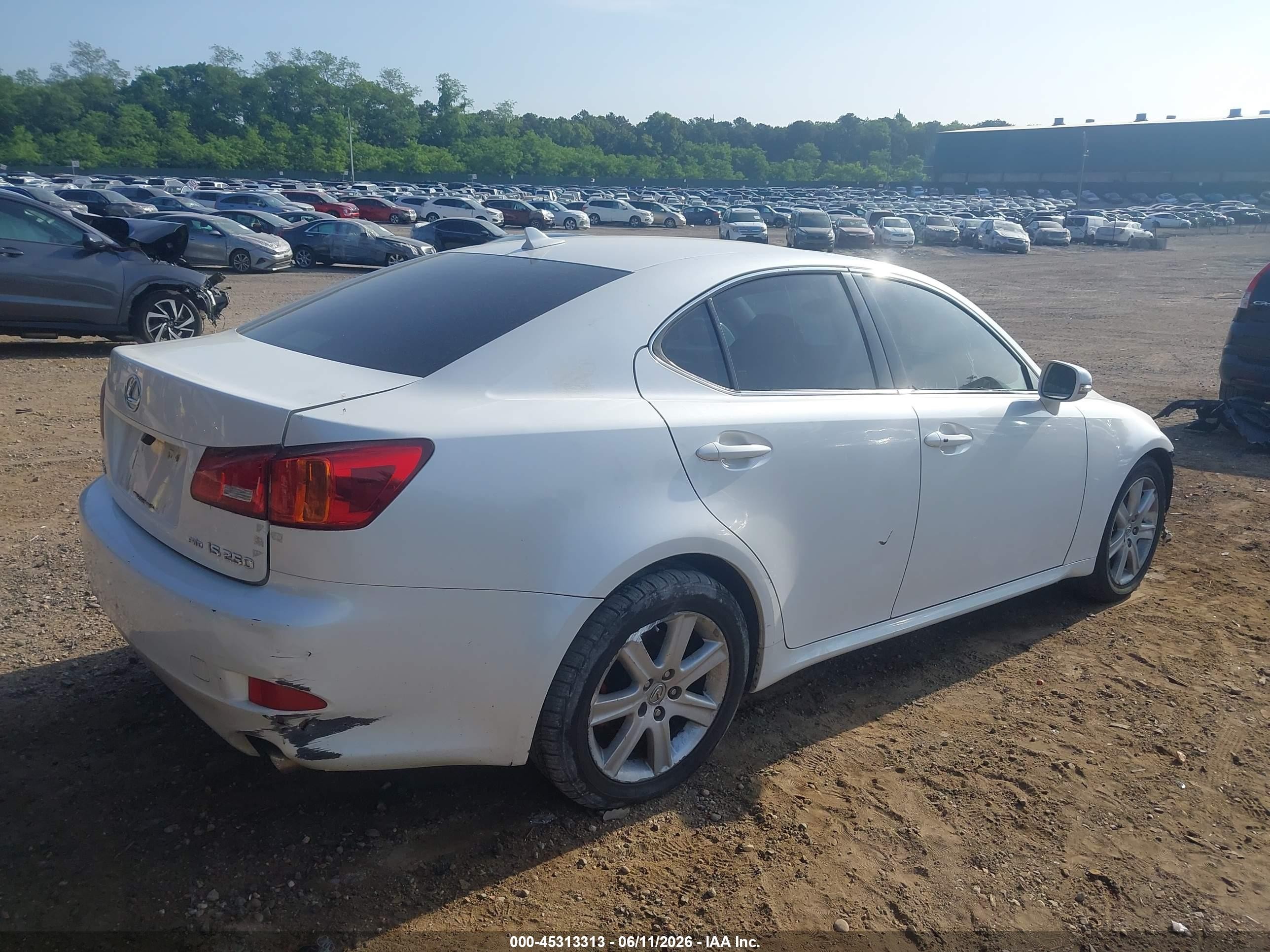 2010 Lexus Is 250   White vin: JTHCF5C22A5036779