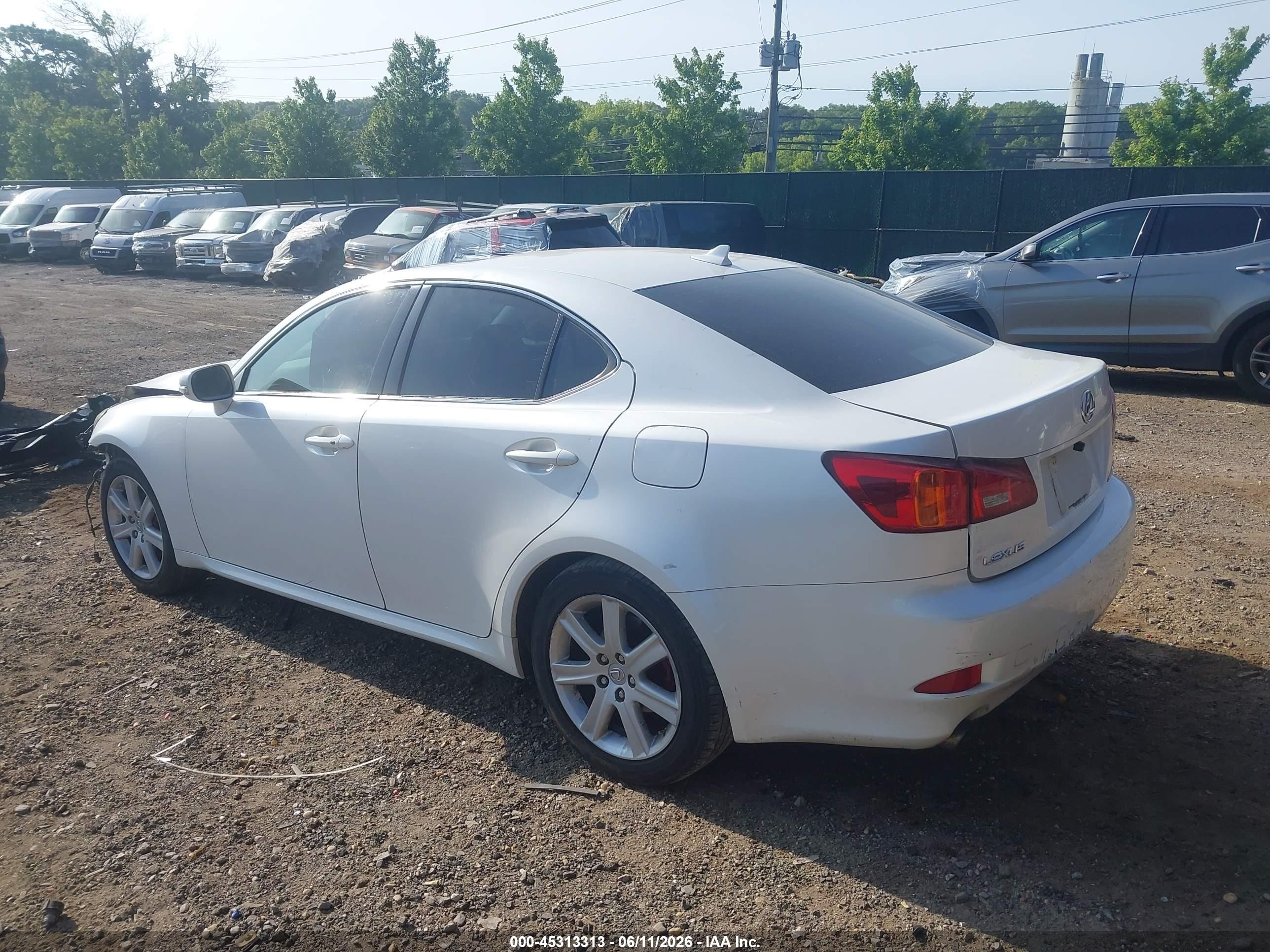 2010 Lexus Is 250   White vin: JTHCF5C22A5036779