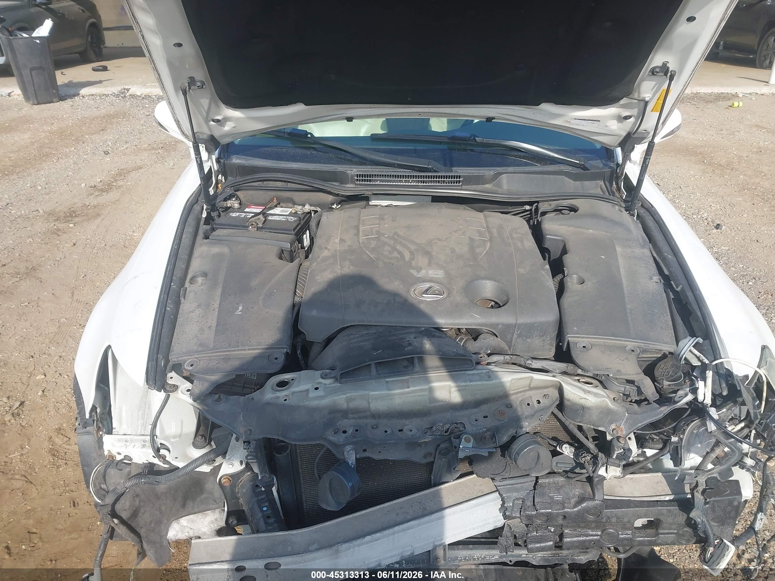 2010 Lexus Is 250   White vin: JTHCF5C22A5036779