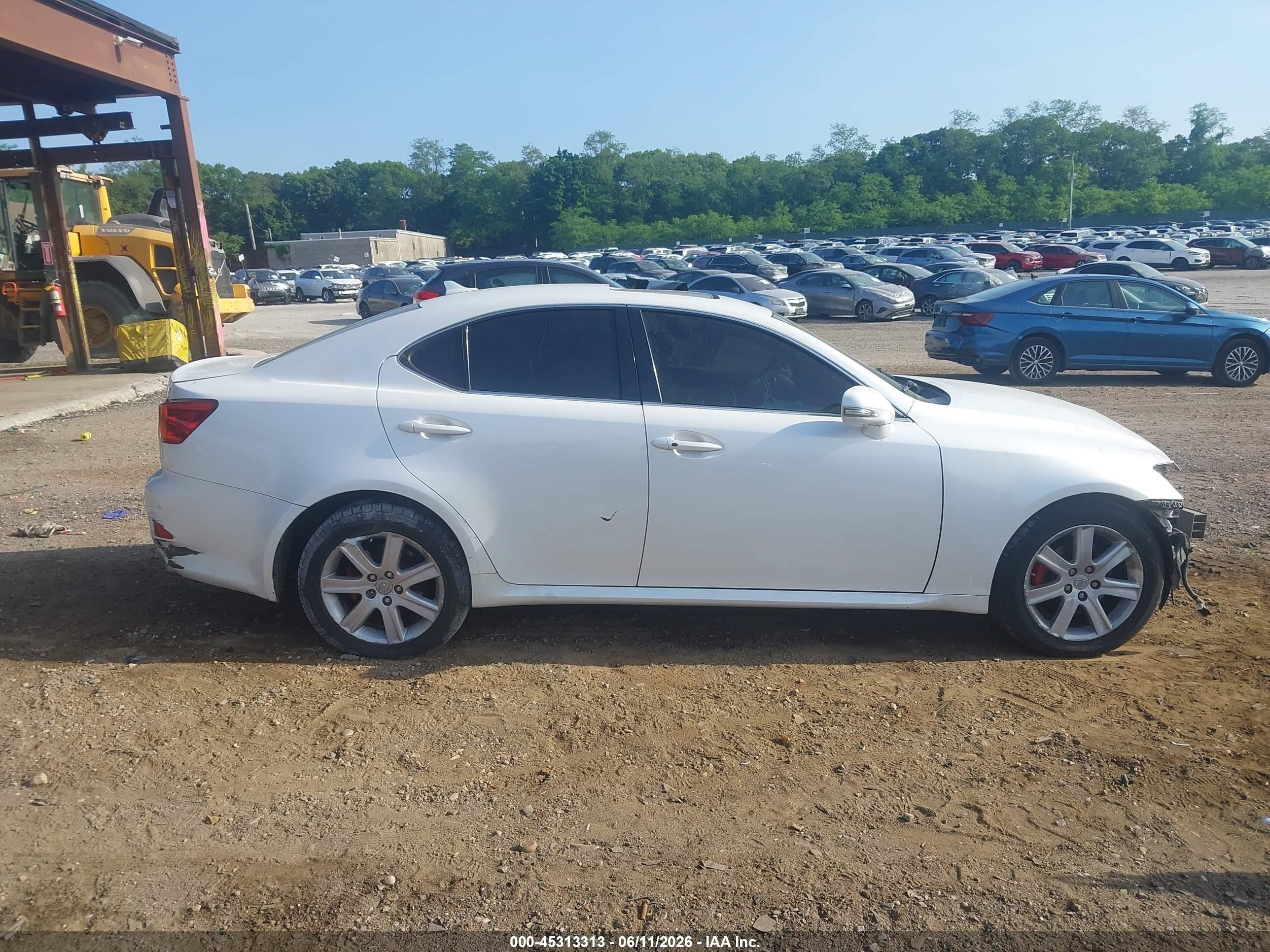 2010 Lexus Is 250   White vin: JTHCF5C22A5036779