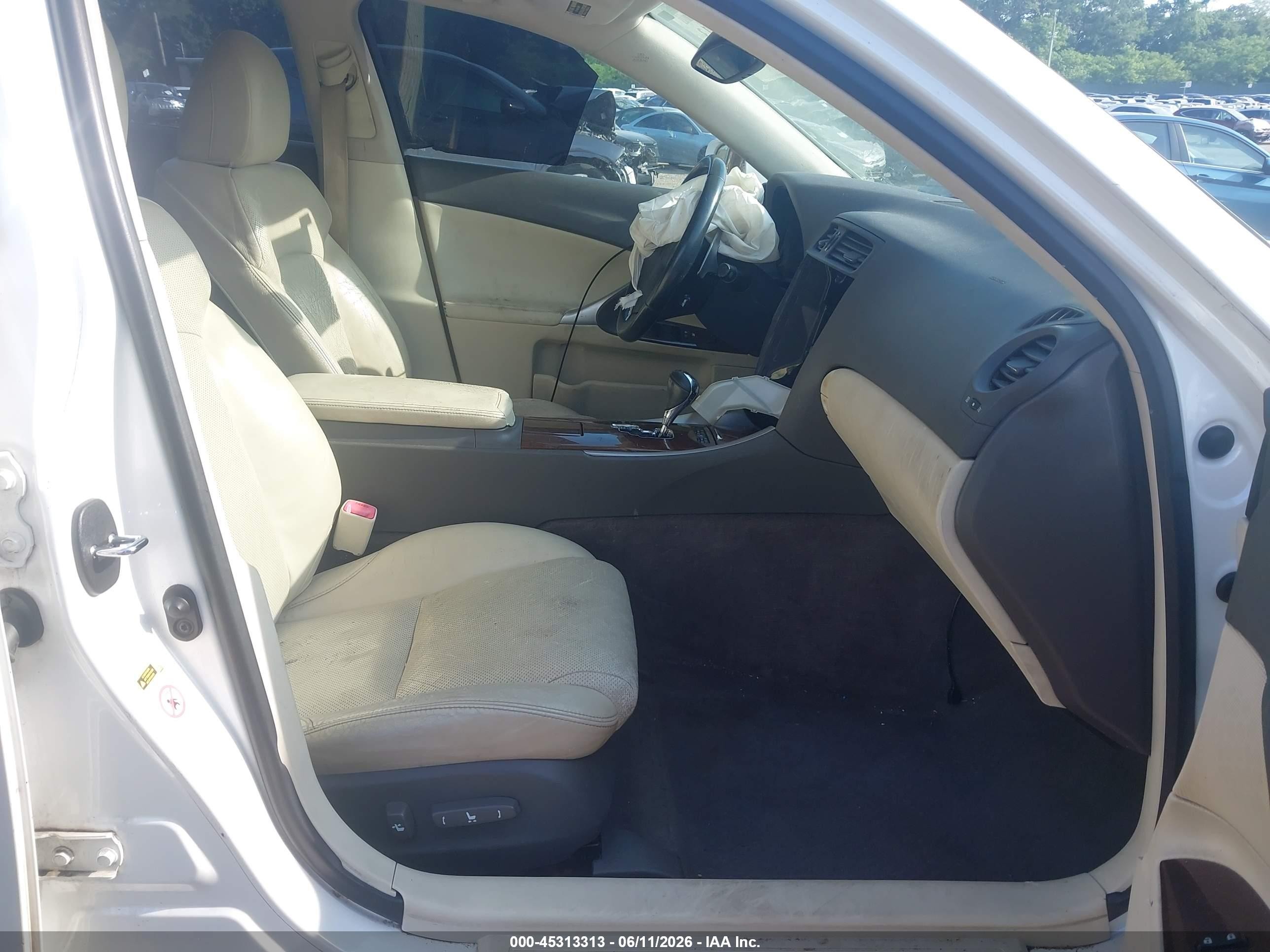 2010 Lexus Is 250   White vin: JTHCF5C22A5036779