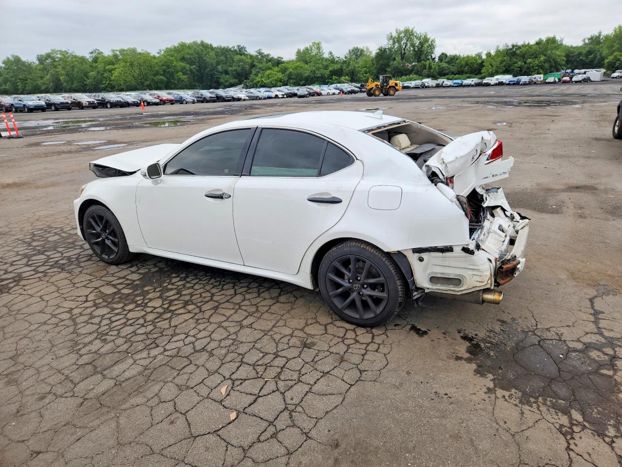 2011 Lexus Is 250 Белый vin: JTHCF5C22B5051817