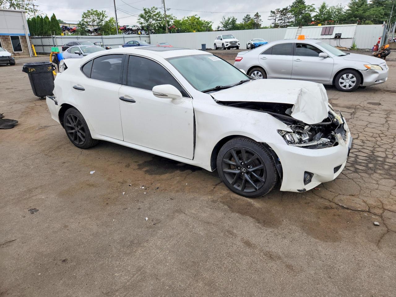 2011 Lexus Is 250 Белый vin: JTHCF5C22B5051817